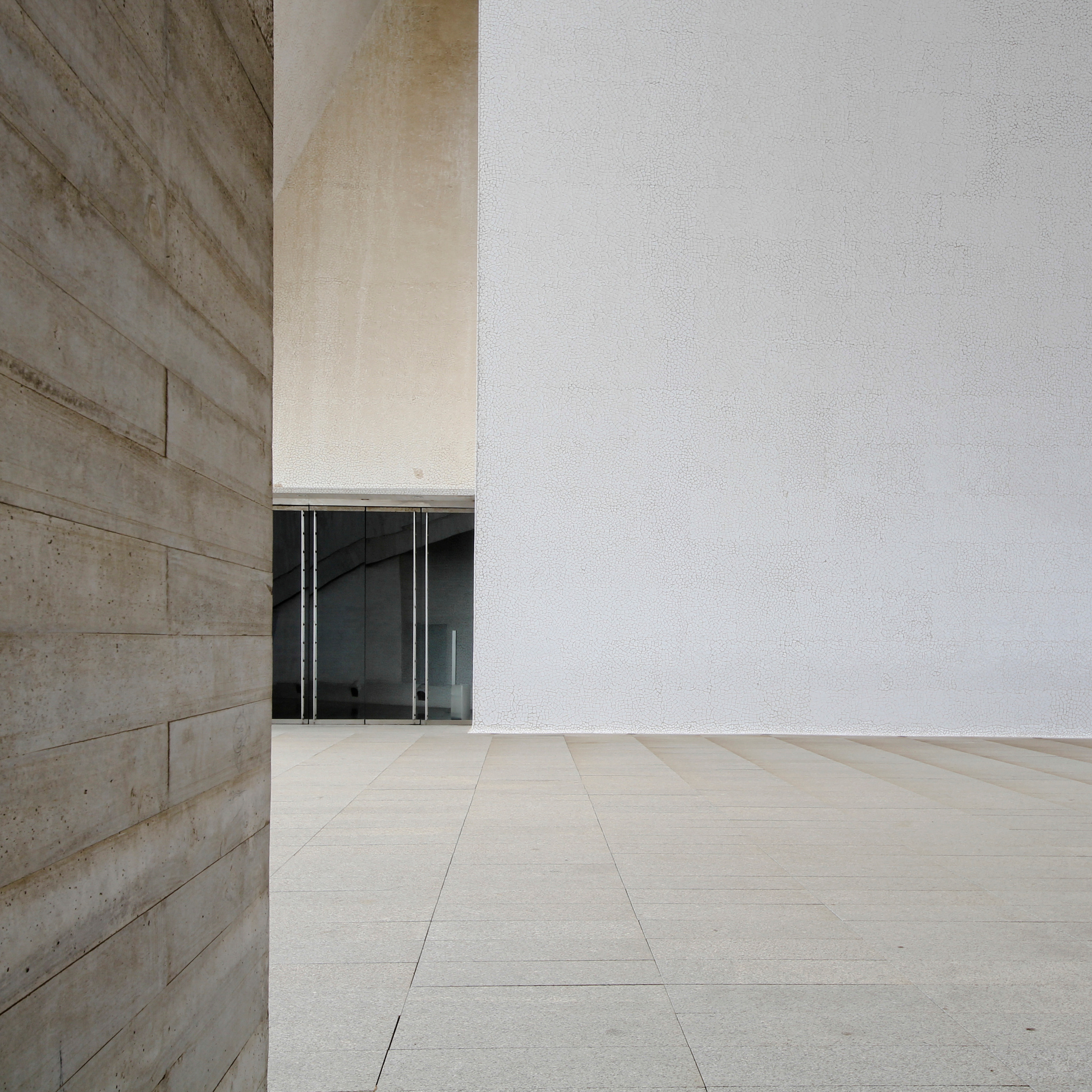 Профессиональная фотосъемка архитектуры и экстерьеров. Интерьерный фотограф Дима Птицын и стилист Дарья Копылова