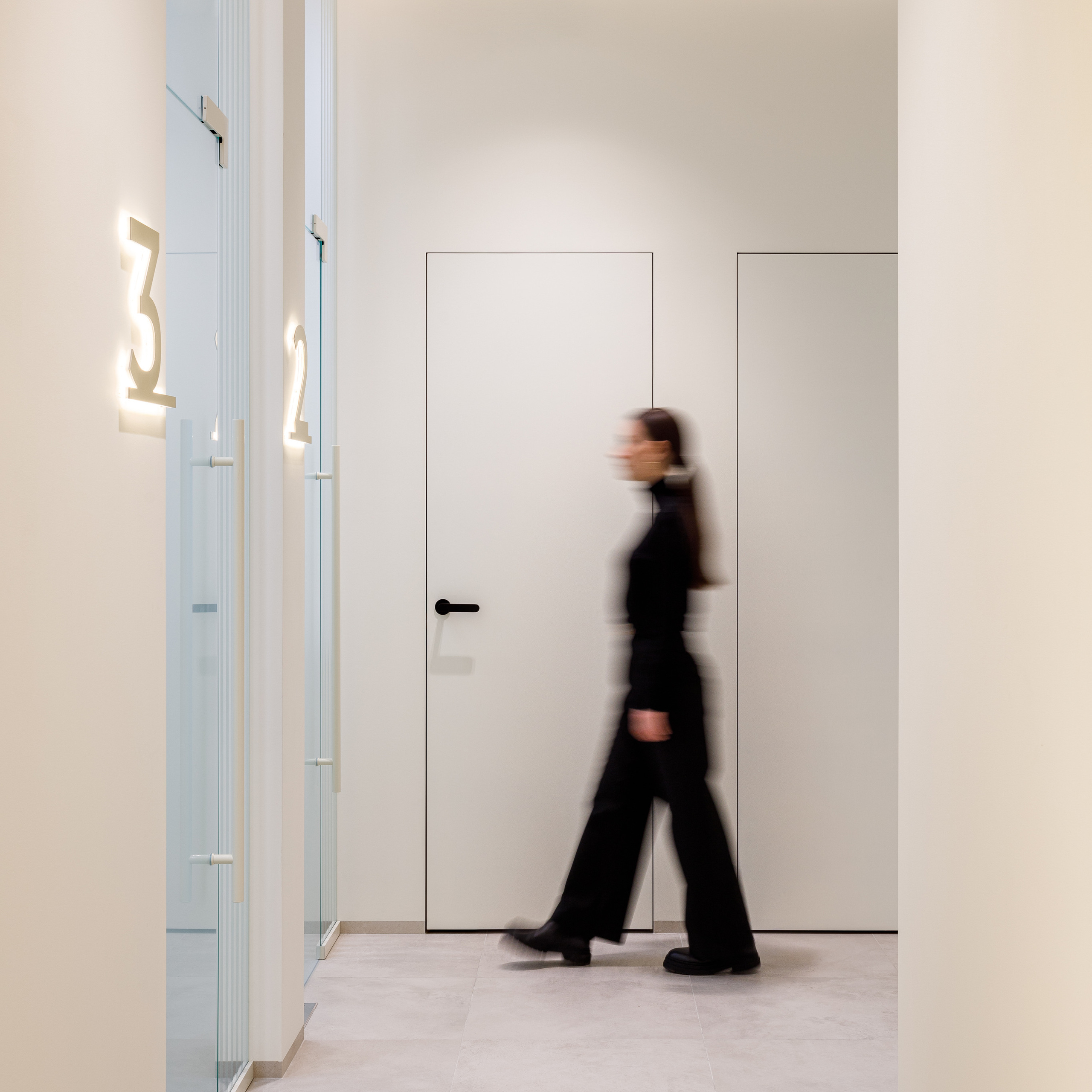 Интерьерный фотограф Дима Птицын и стилист Дарья Копылова