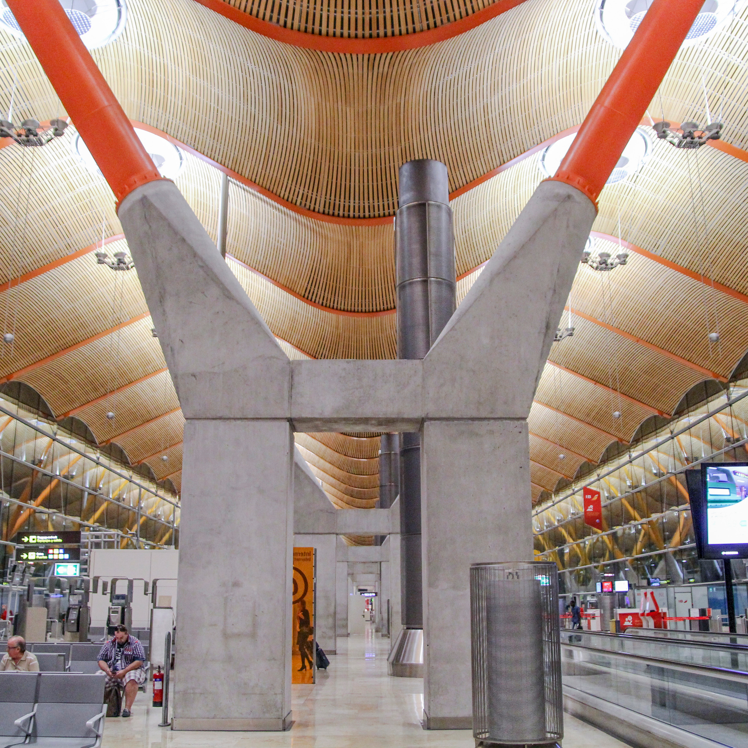 Профессиональная фотосъемка архитектуры и экстерьеров. Интерьерный фотограф Дима Птицын и стилист Дарья Копылова