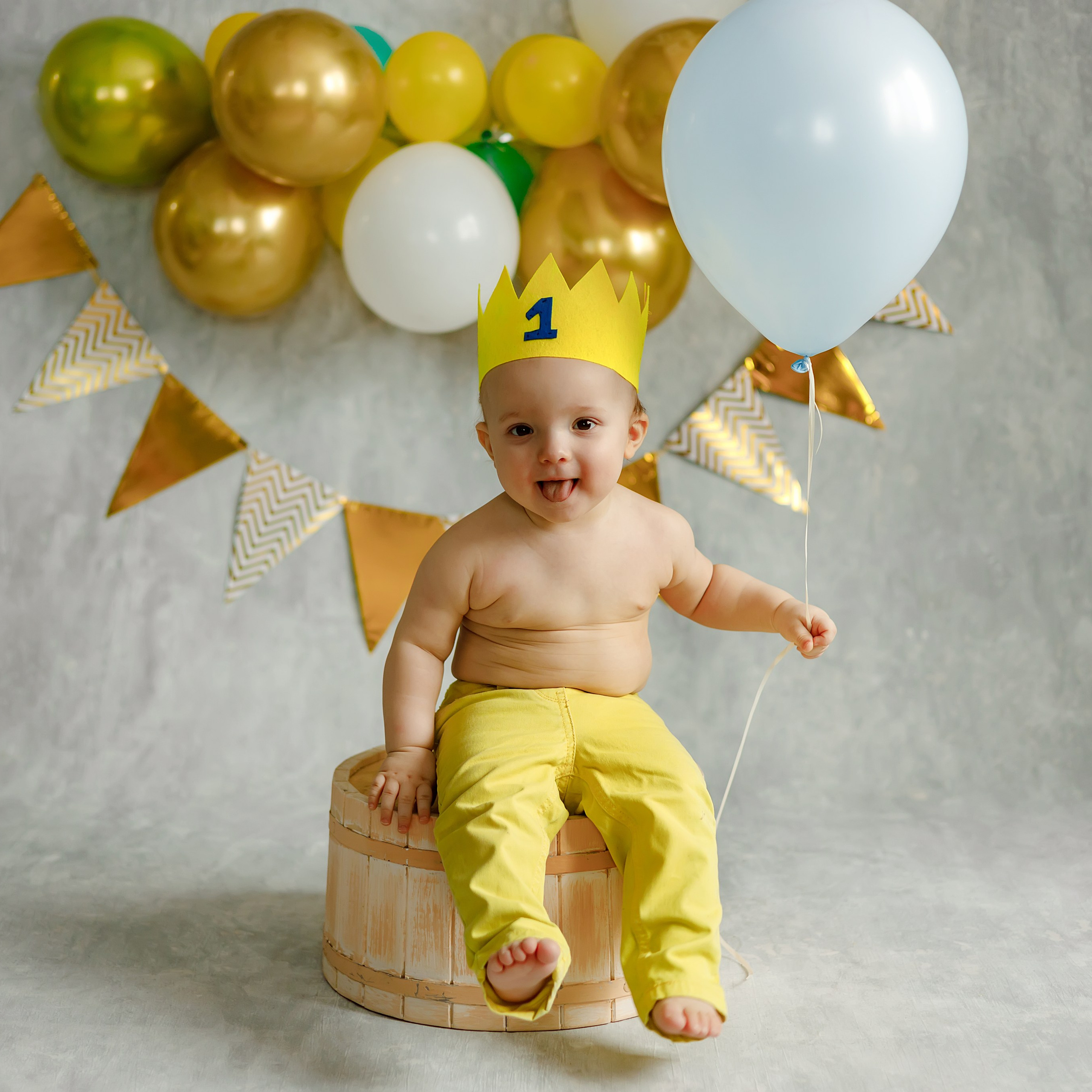 мне — 1 годик!