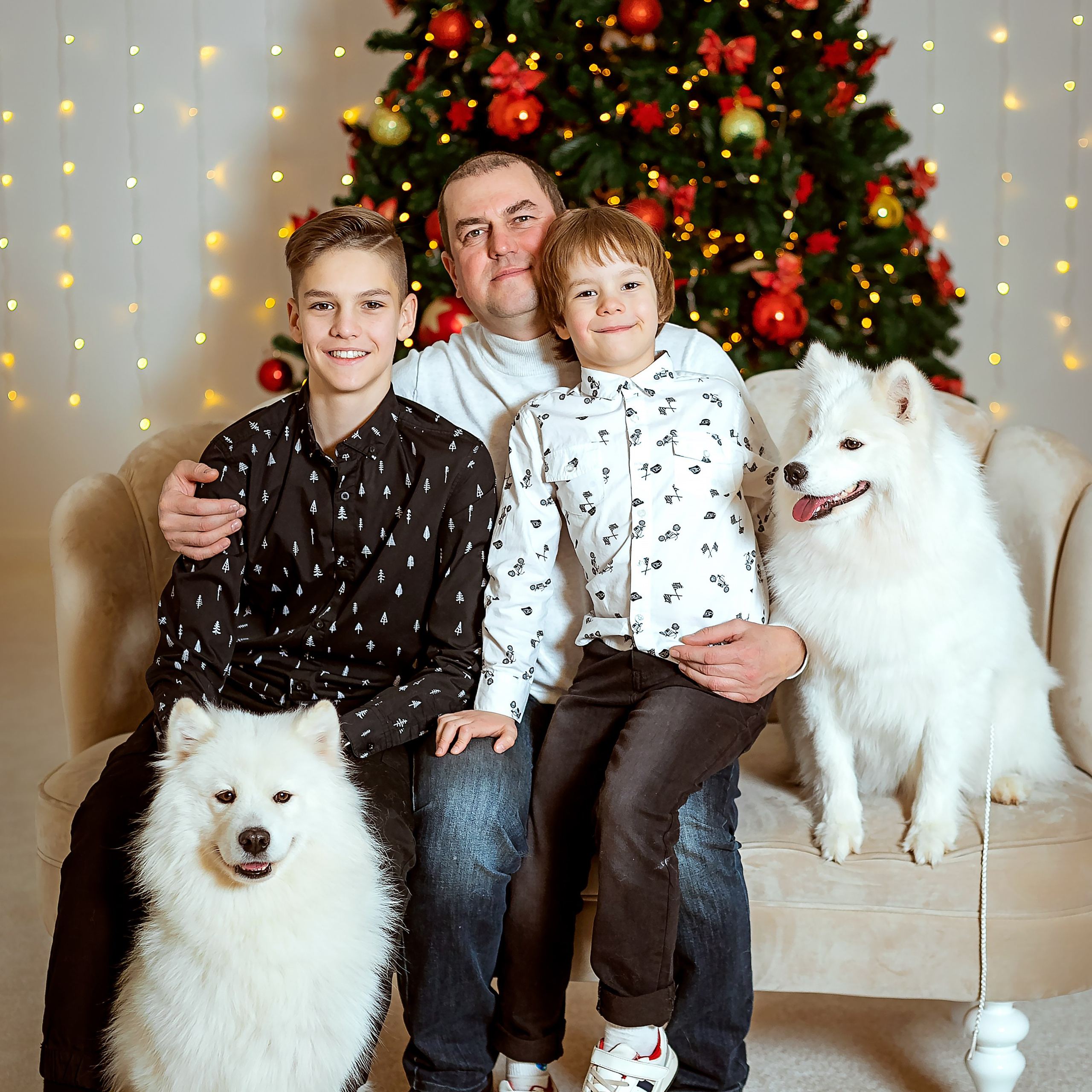 Татьяна с семьёй и собачки. Семейный фотограф Пермь Тимофеева Ольга