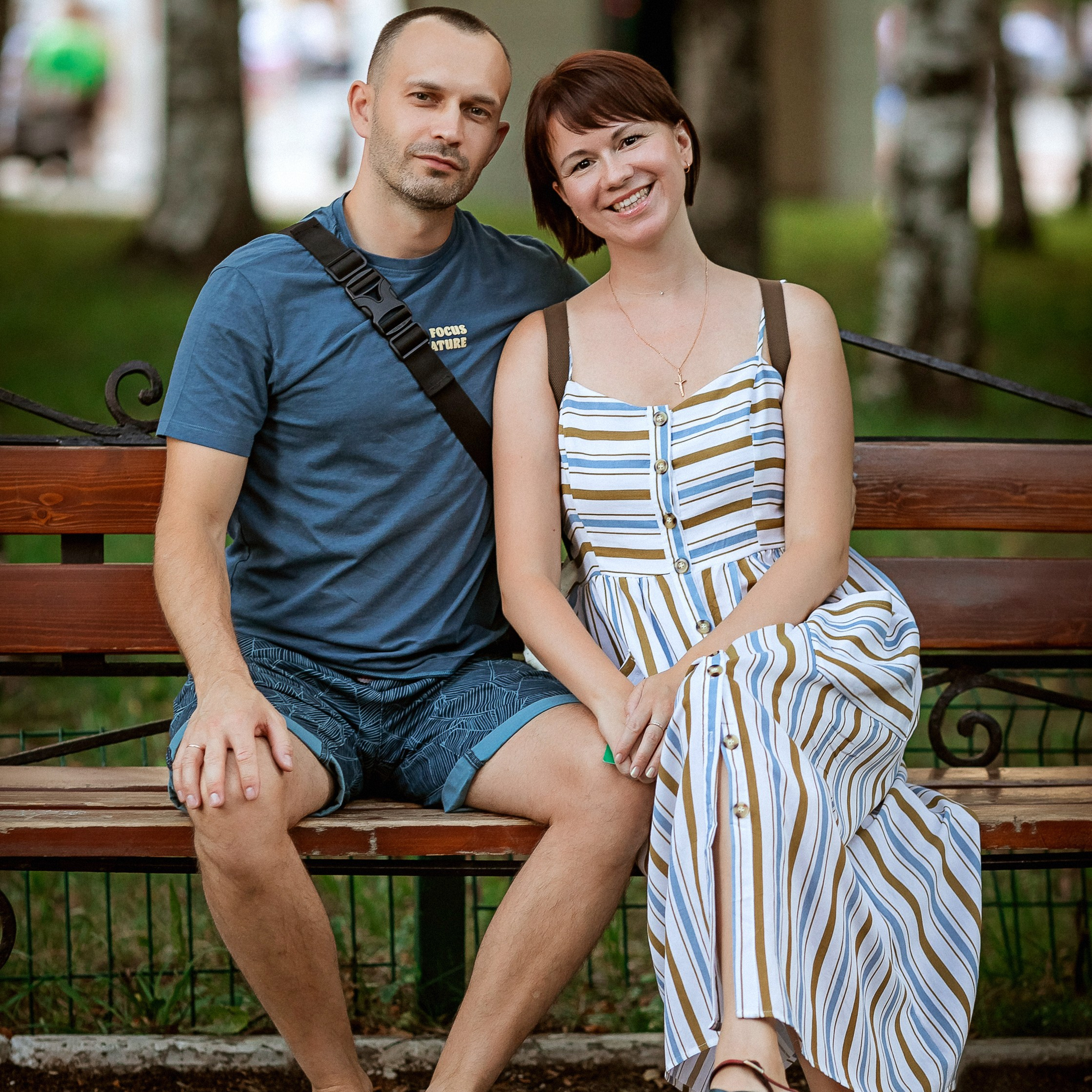 Надя с семьёй в парке. Семейный фотограф Пермь Тимофеева Ольга