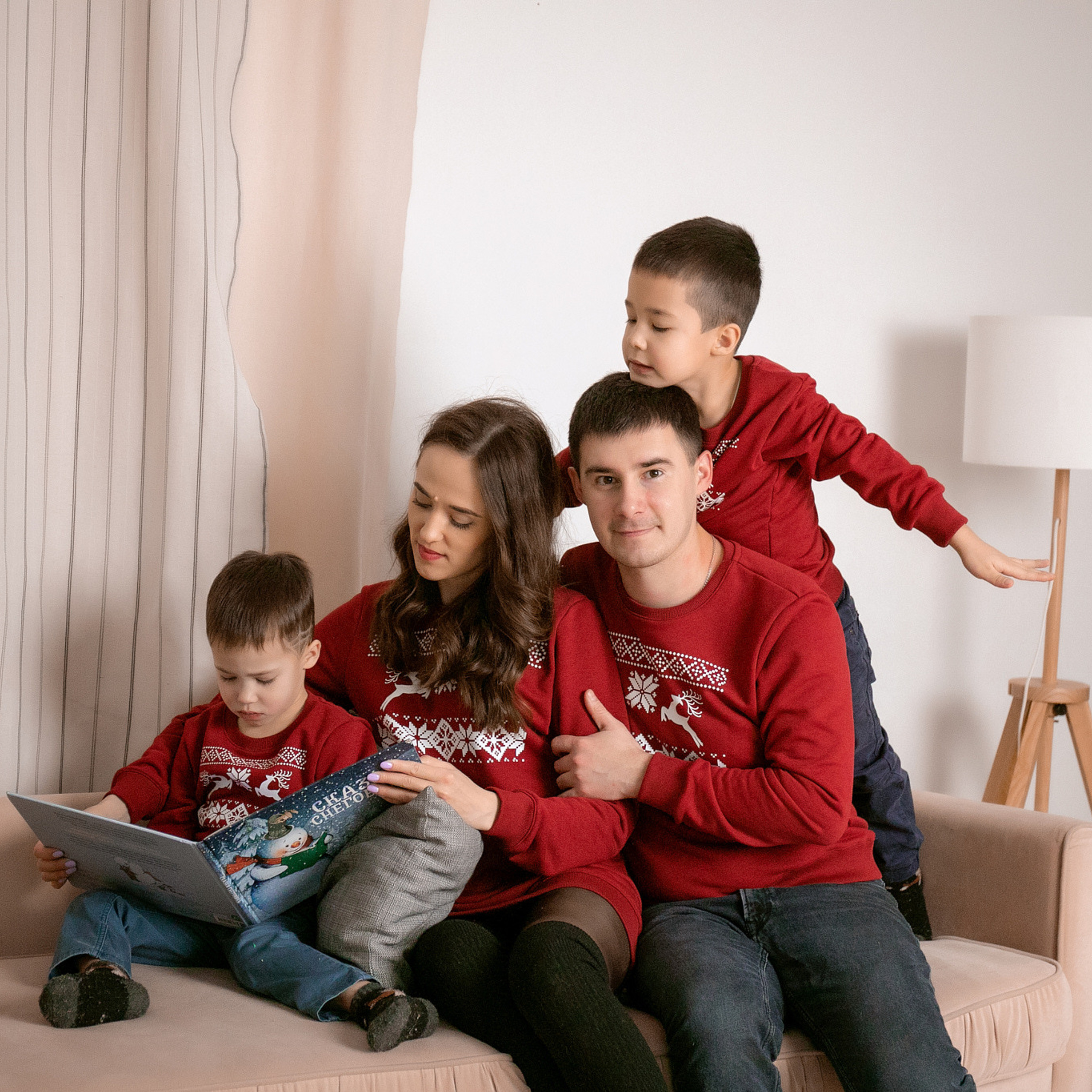 Александра с семьей. Семейный фотограф Пермь Тимофеева Ольга