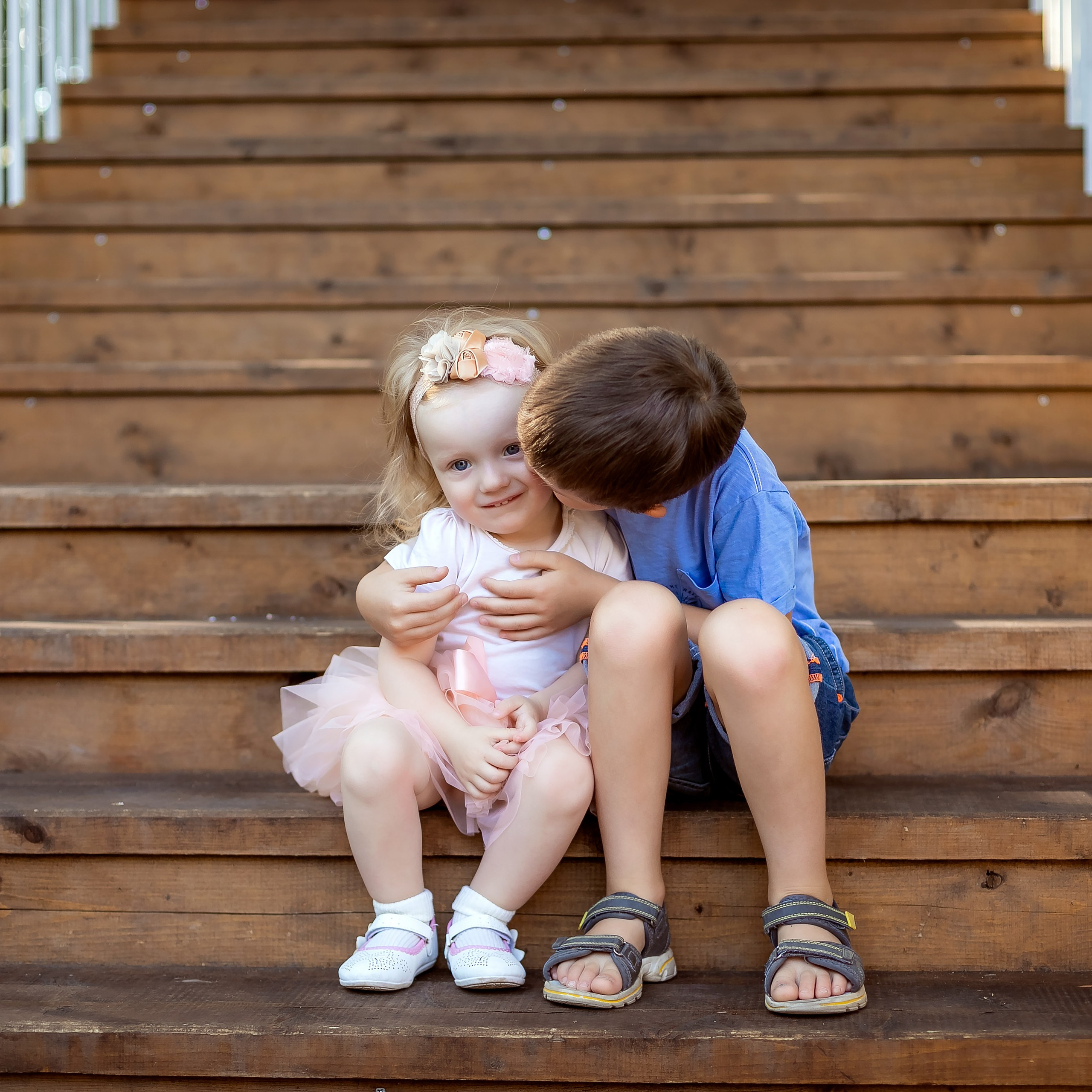Регина с семьёй в парке. Семейный фотограф Пермь Тимофеева Ольга