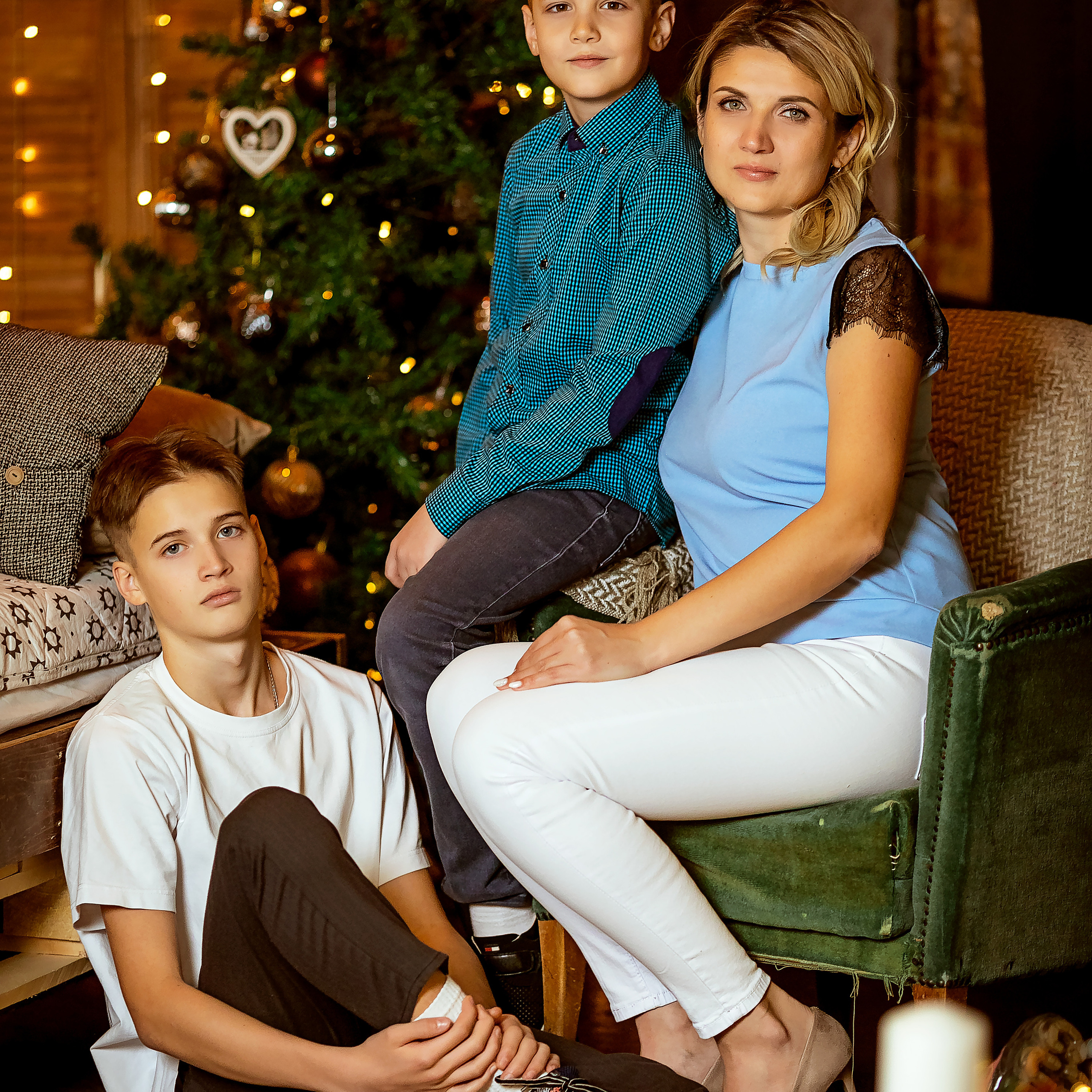 Ирина с семьей. Семейный фотограф Пермь Тимофеева Ольга