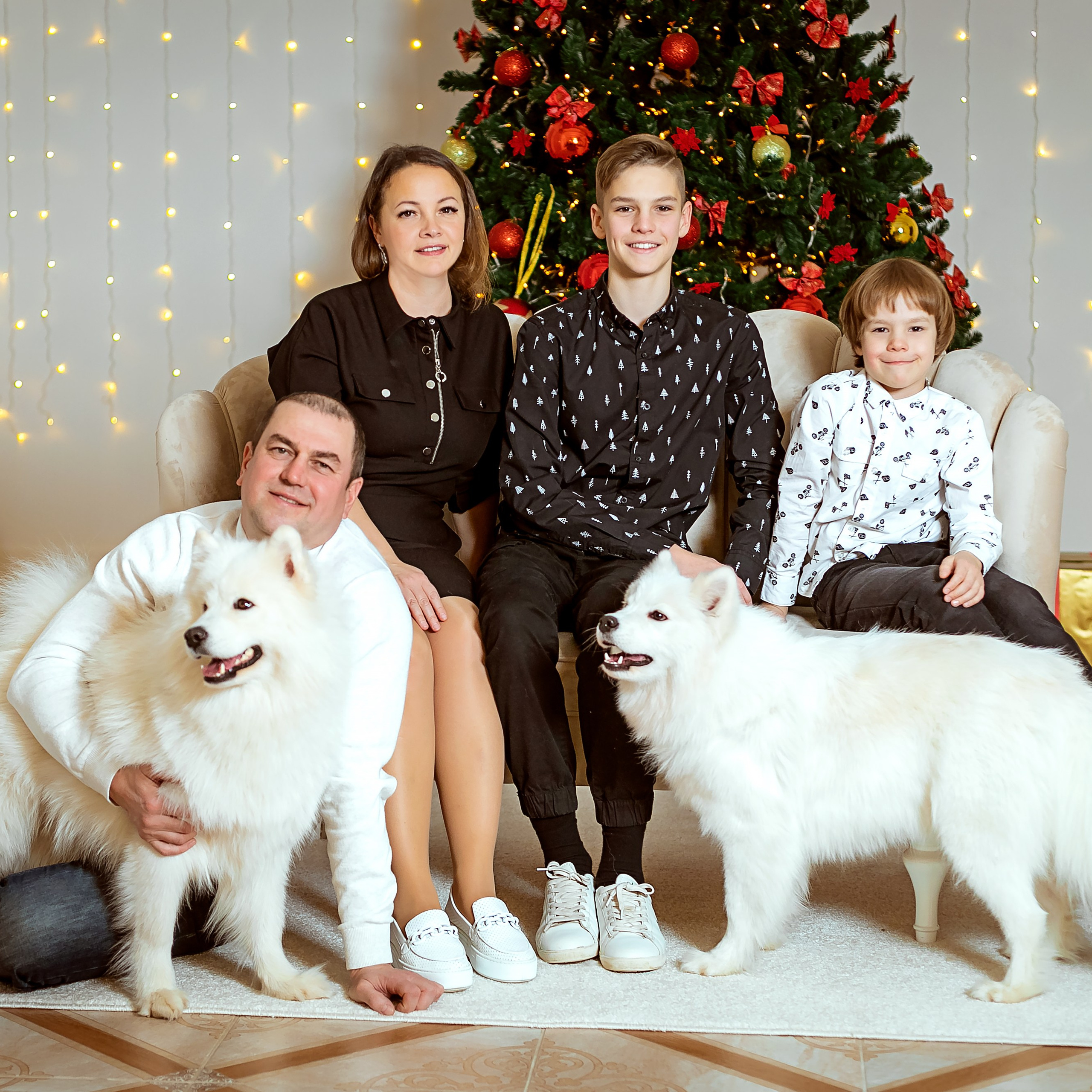 Татьяна с семьёй и собачки. Семейный фотограф Пермь Тимофеева Ольга