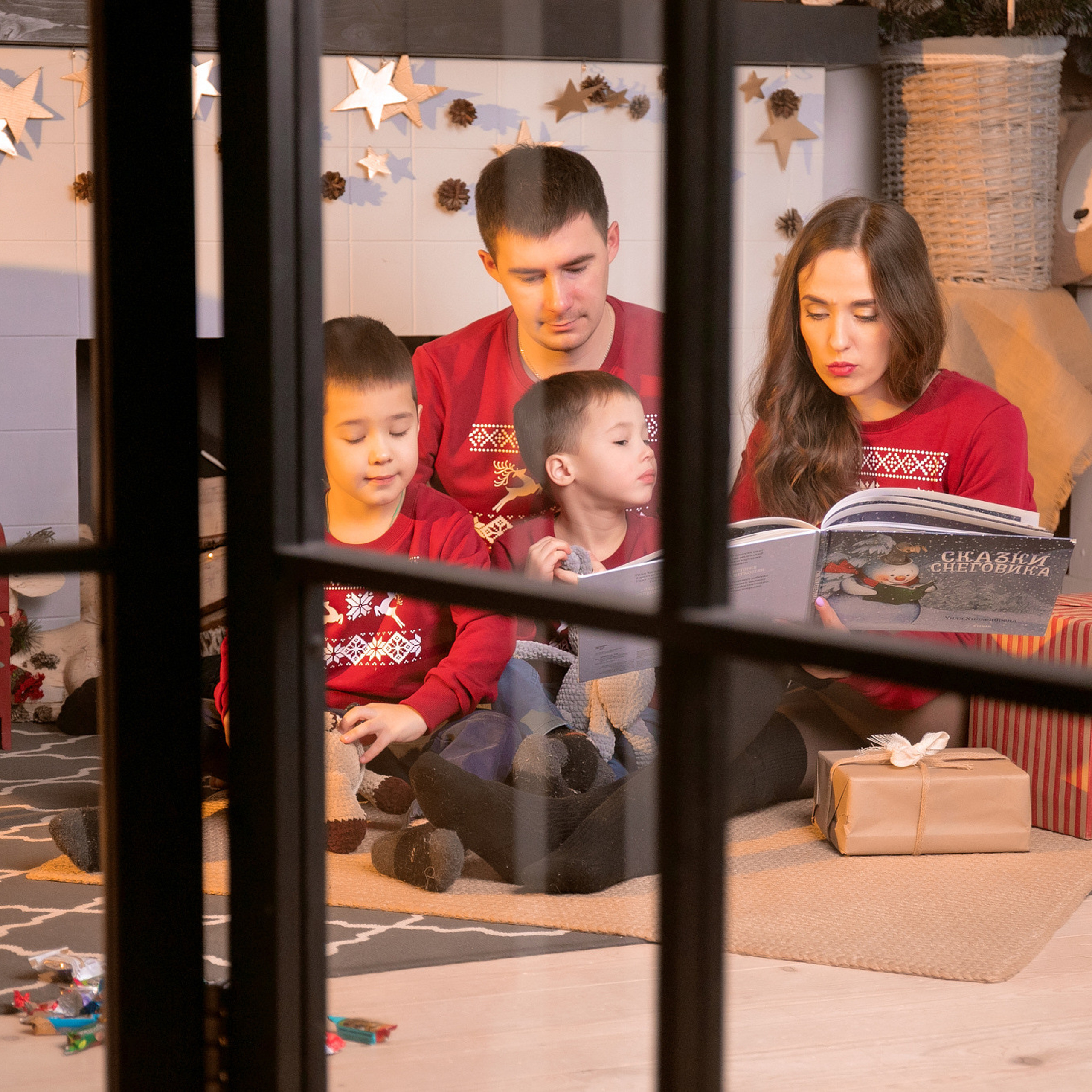 Александра с семьей. Семейный фотограф Пермь Тимофеева Ольга