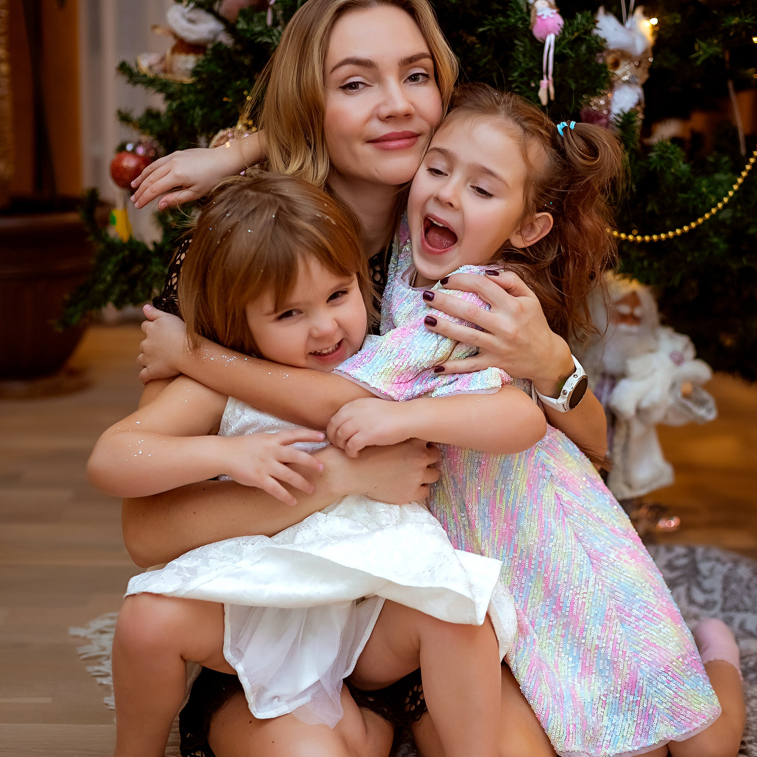 Инна дома со своей семьёй. Семейный фотограф Пермь Тимофеева Ольга