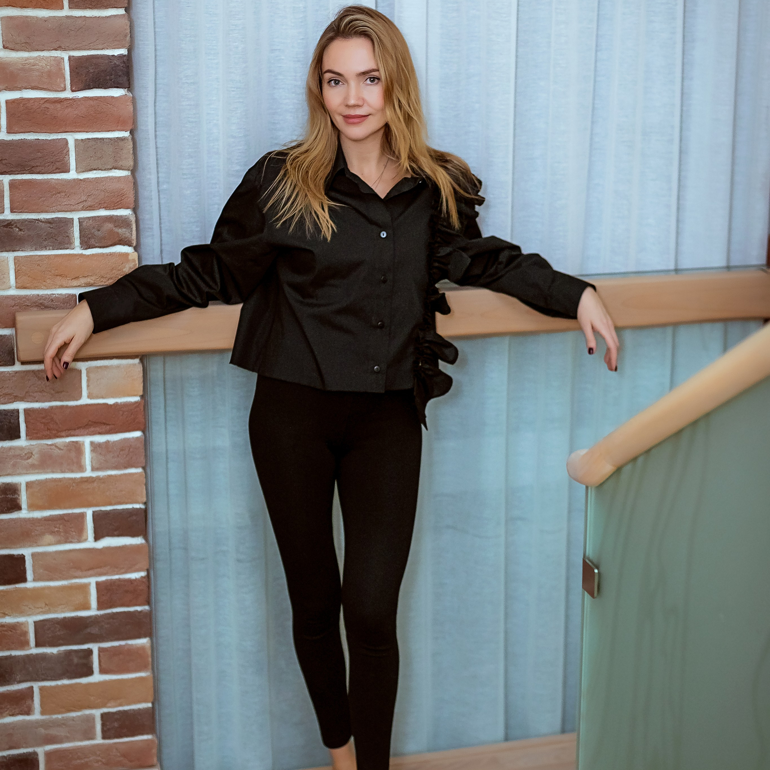 Инна дома со своей семьёй. Семейный фотограф Пермь Тимофеева Ольга