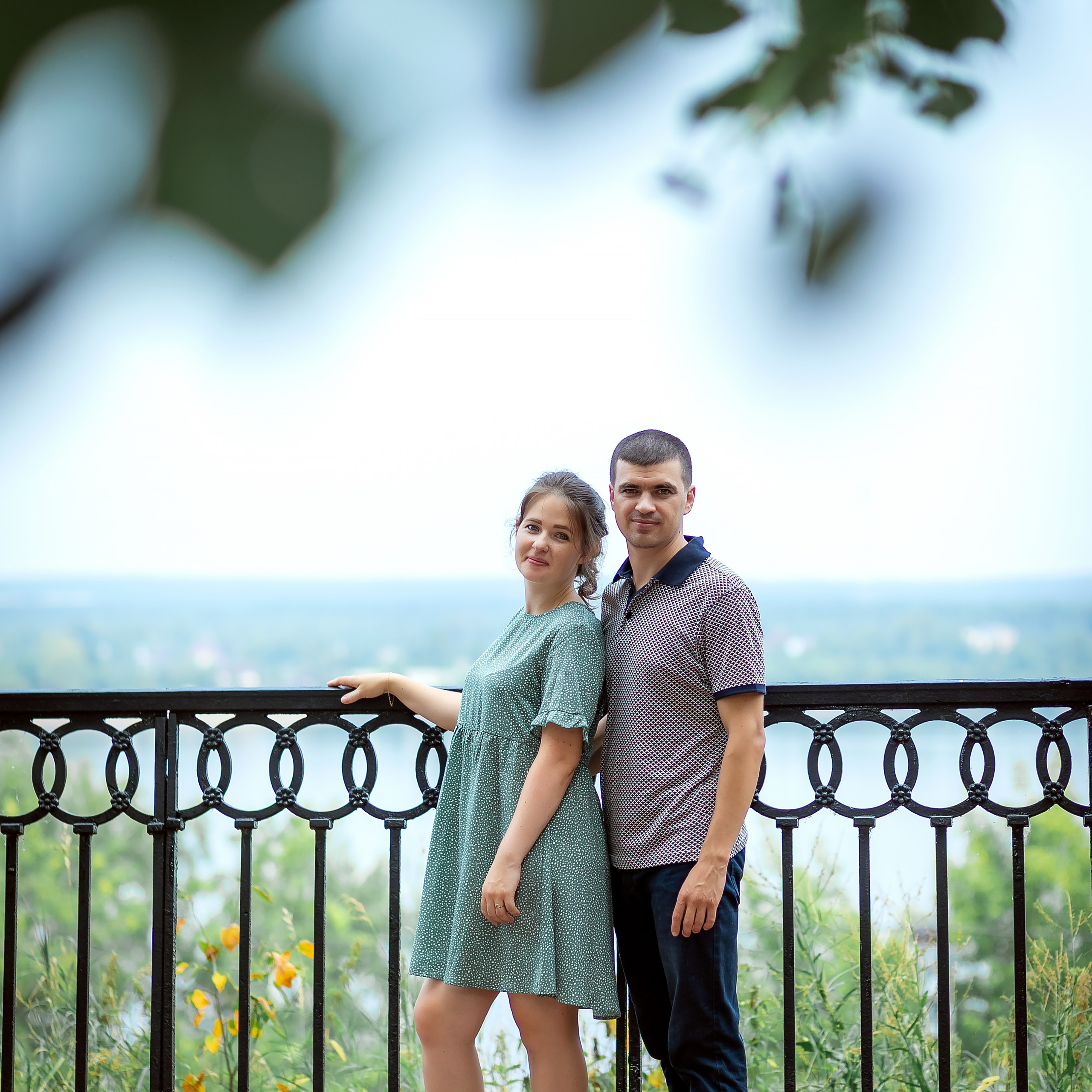 Ирина, Вова и Вера прогулка по набережной. Семейный фотограф Пермь Тимофеева Ольга