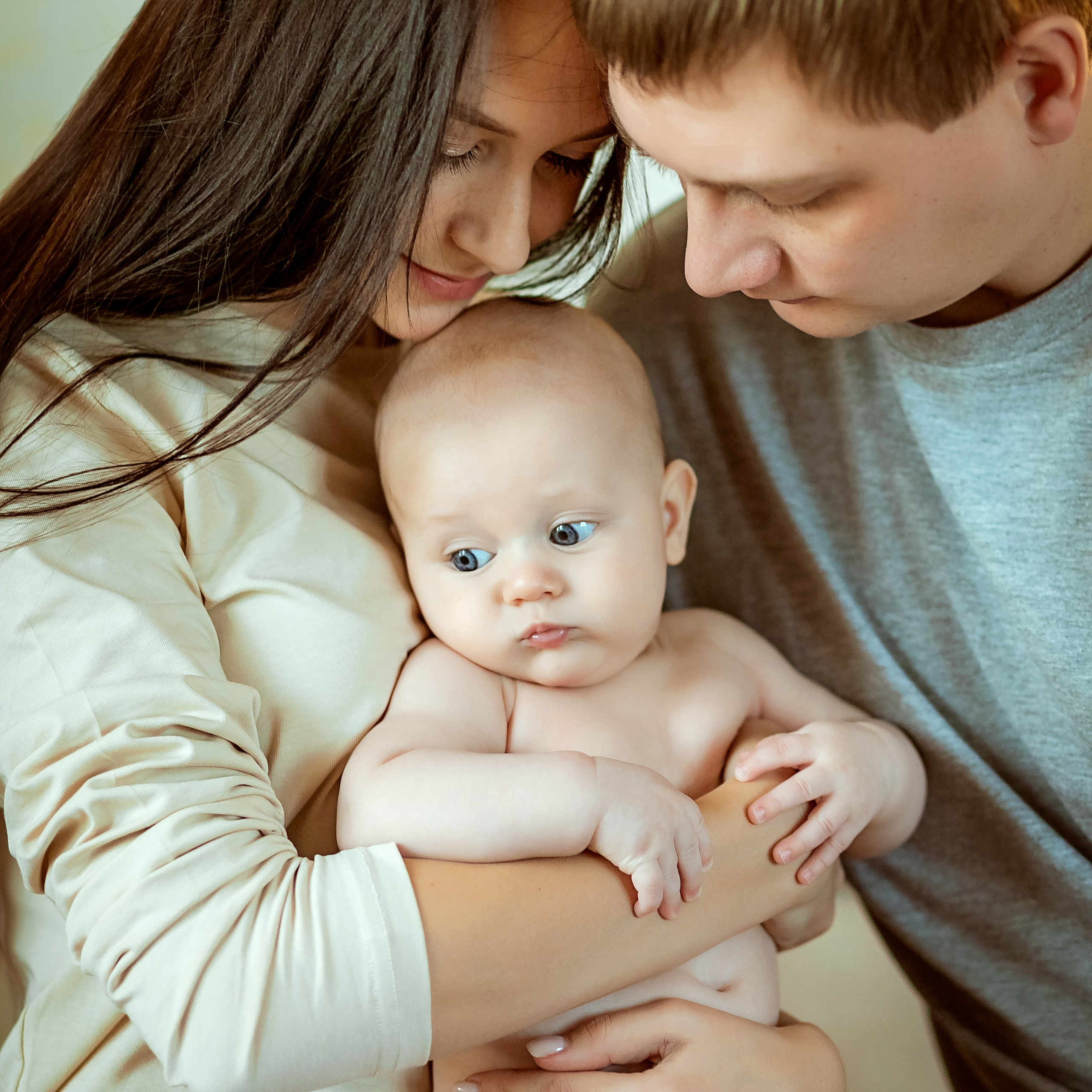Кристина дома со своей семьёй. Семейный фотограф Пермь Тимофеева Ольга