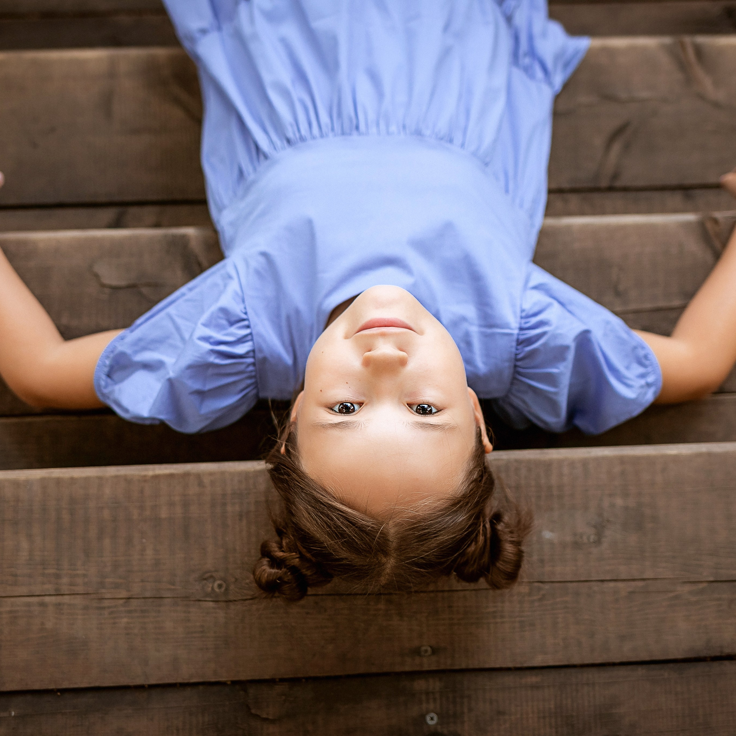 Надя с семьёй в парке. Семейный фотограф Пермь Тимофеева Ольга