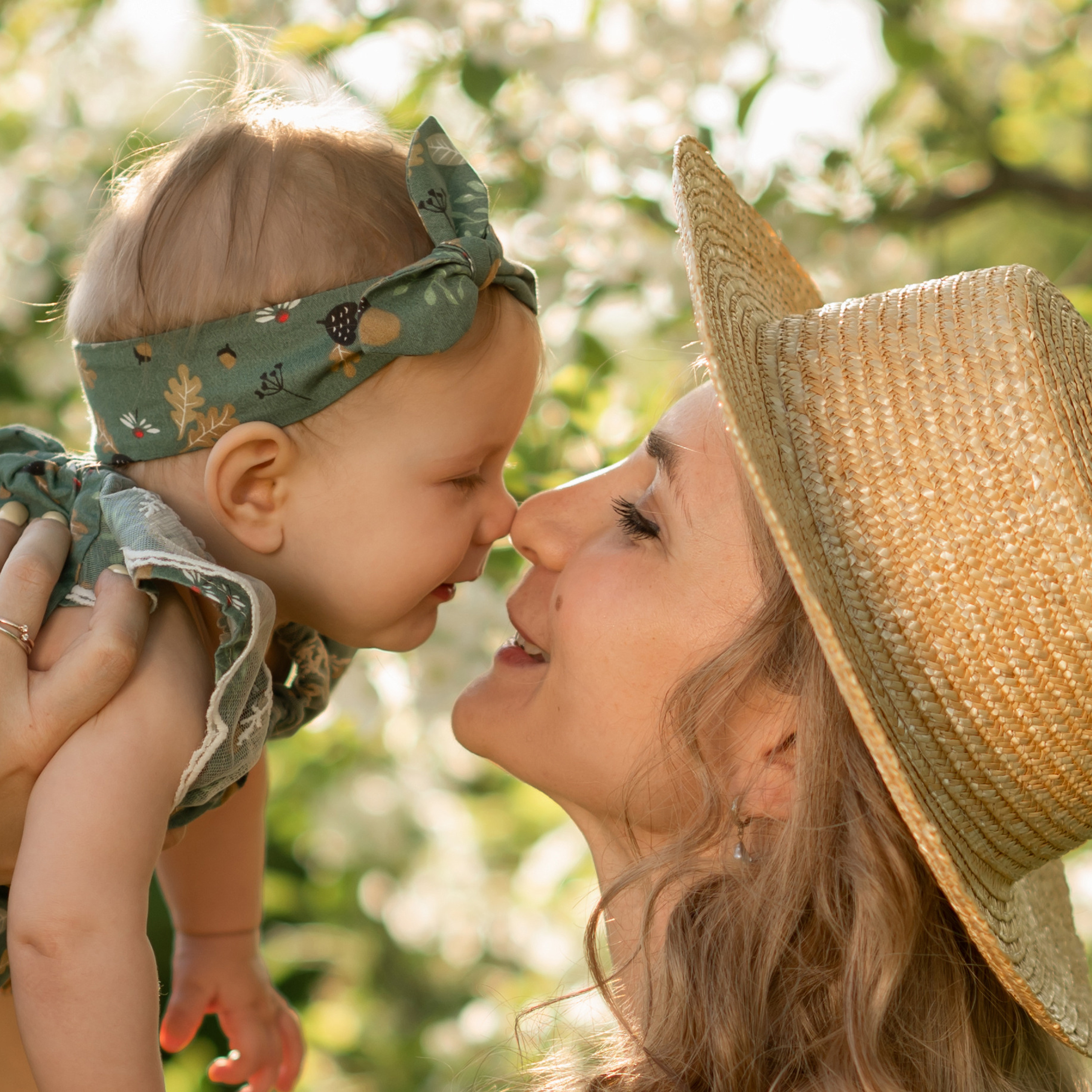 Виктория и Таисия