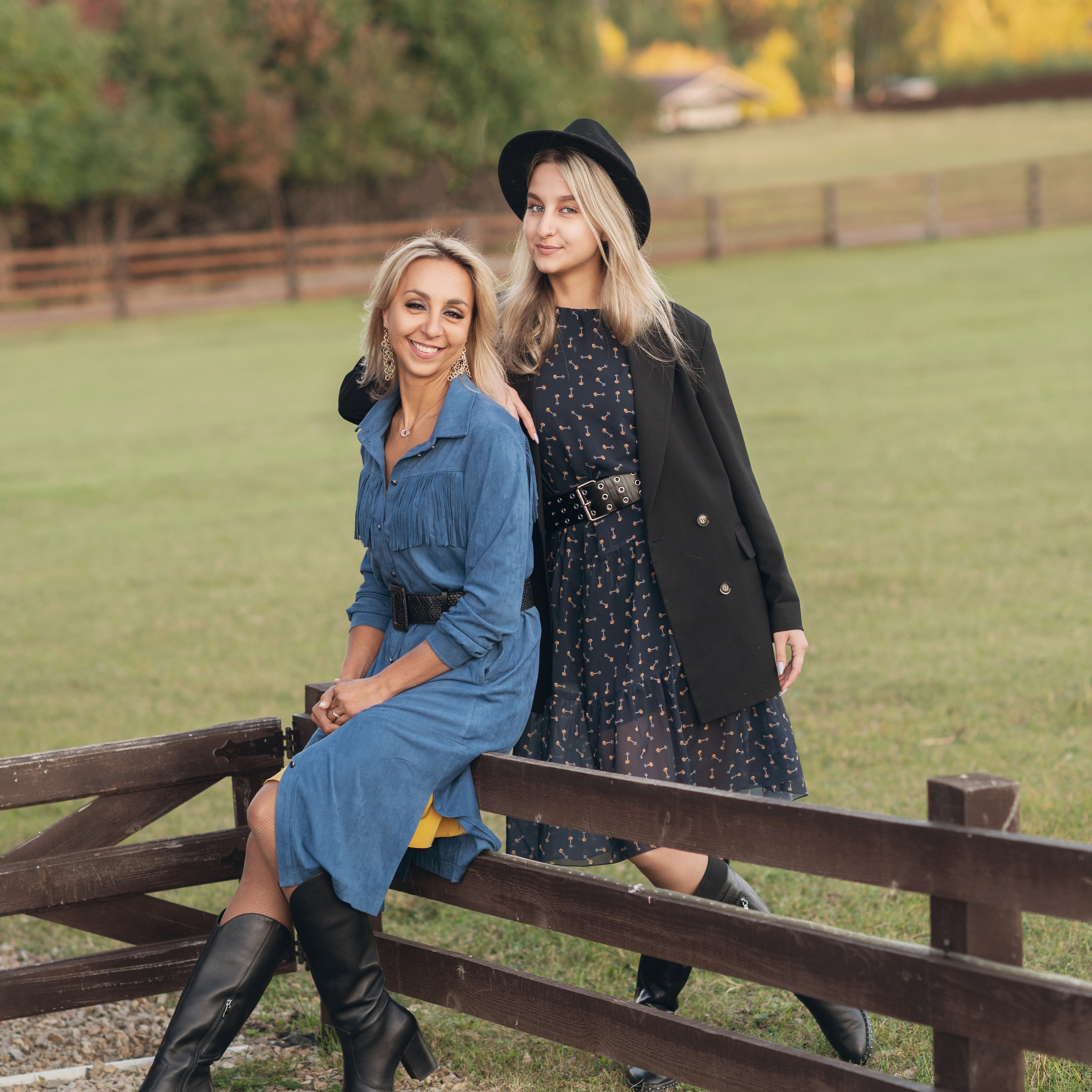 Надя и Карина