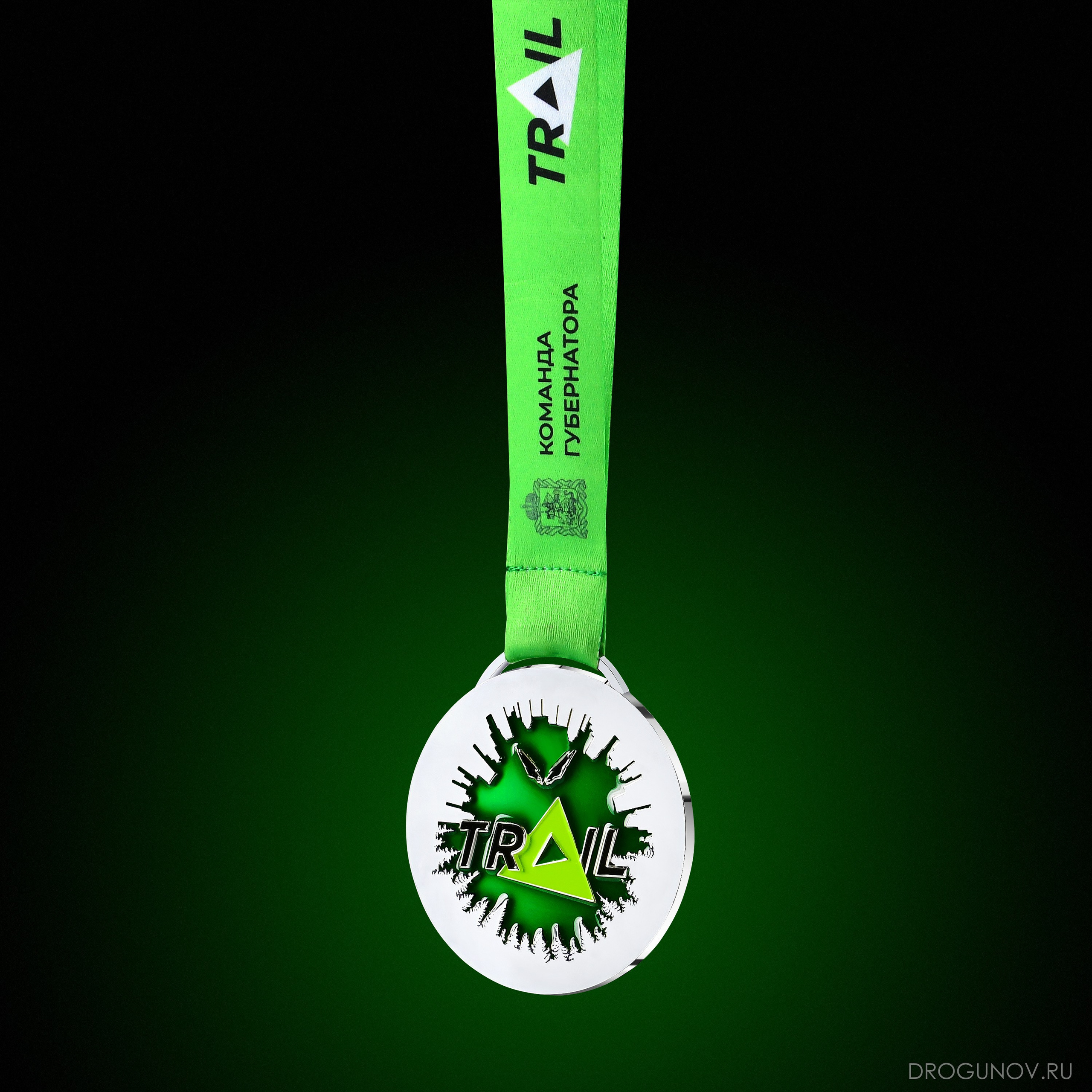 медаль финишера лига героев Трейл в одинцово 2024