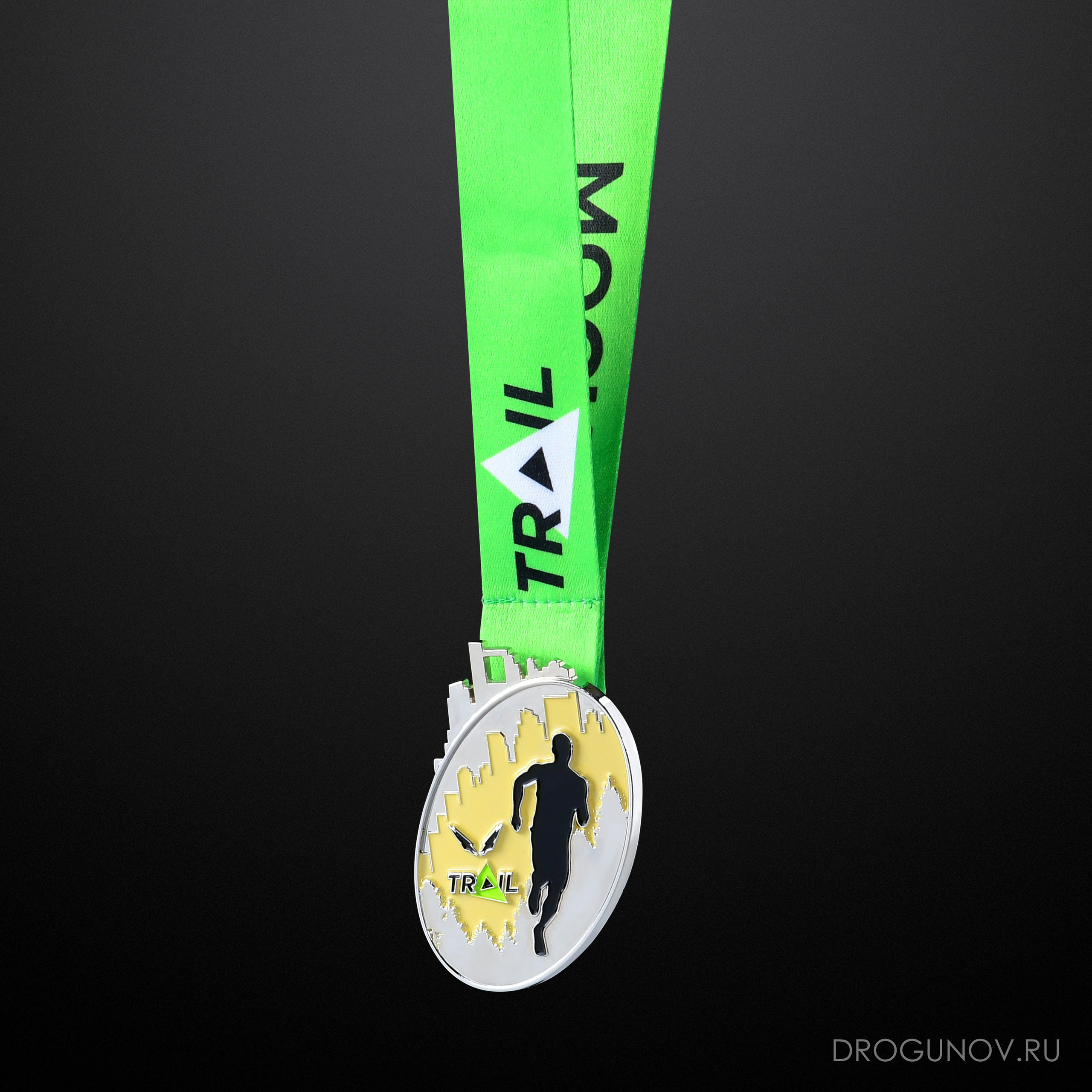 медаль финишера Лига героев в битцевском парке 2024