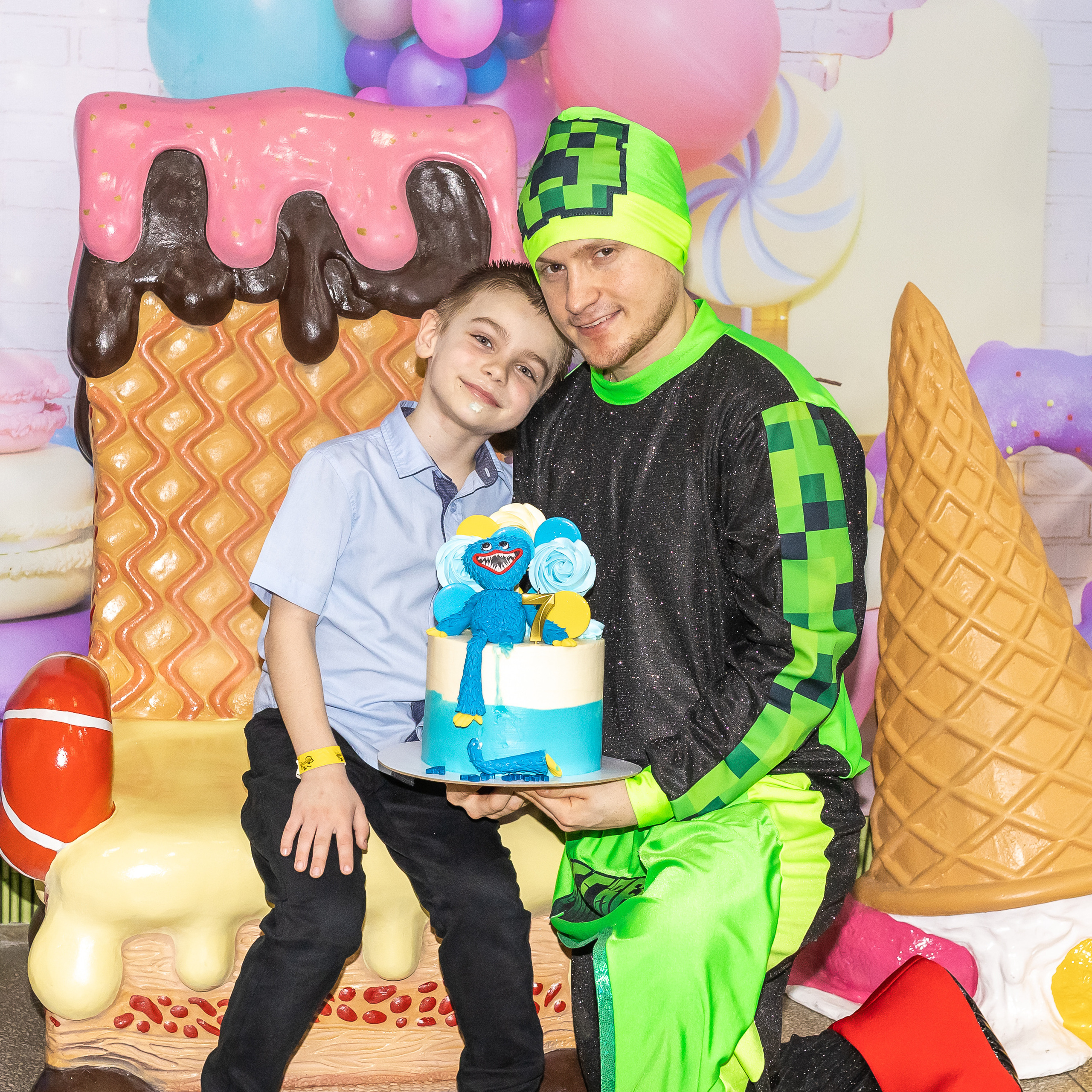 День Рождения Артема