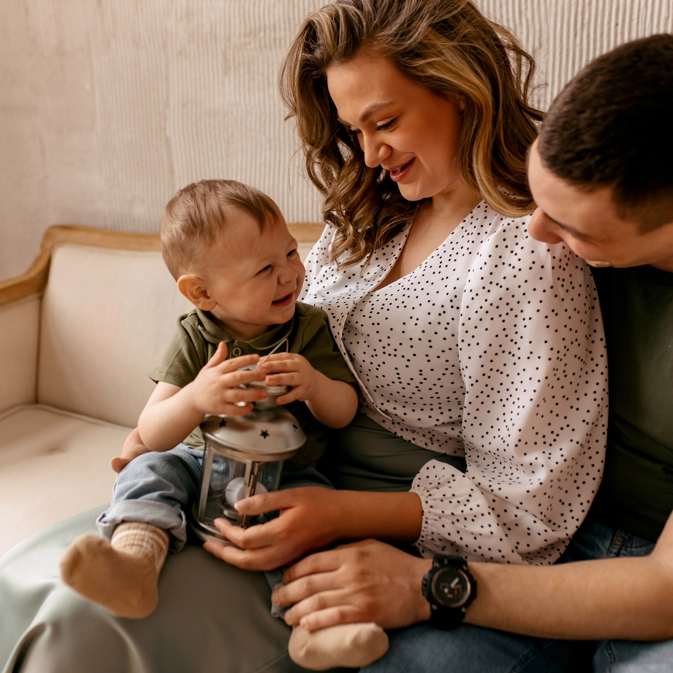 Годик Денису