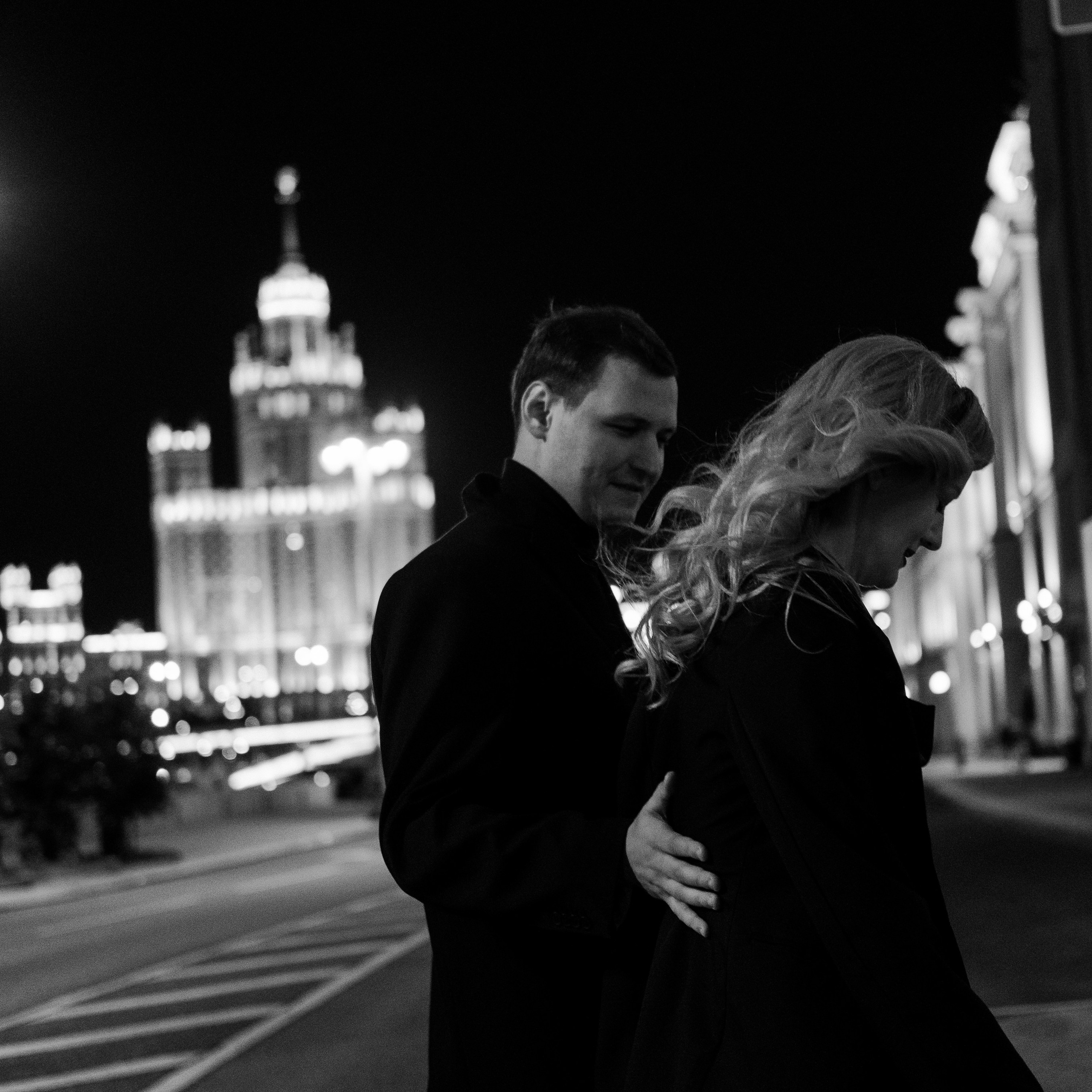 по ночному городу