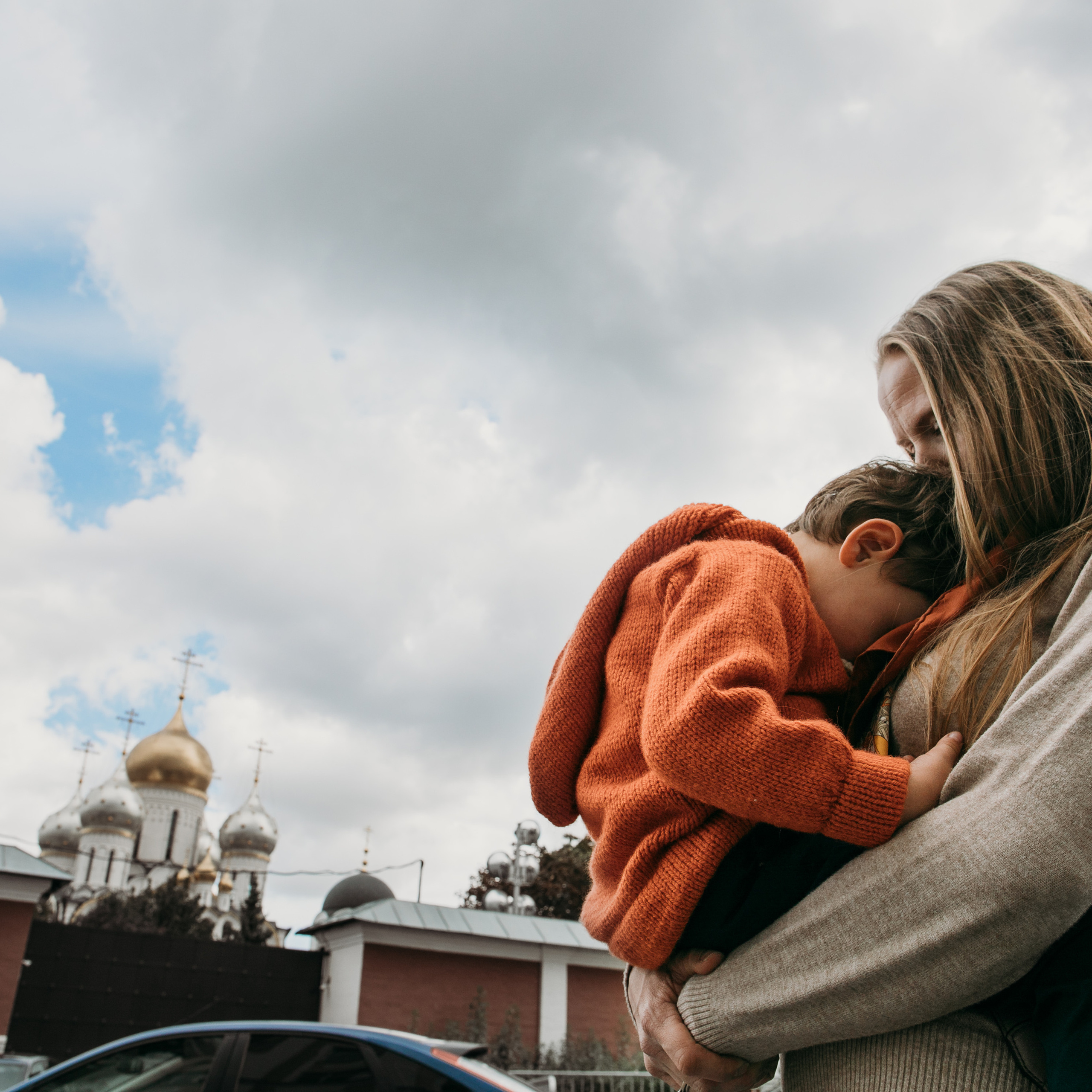 По центру Москвы