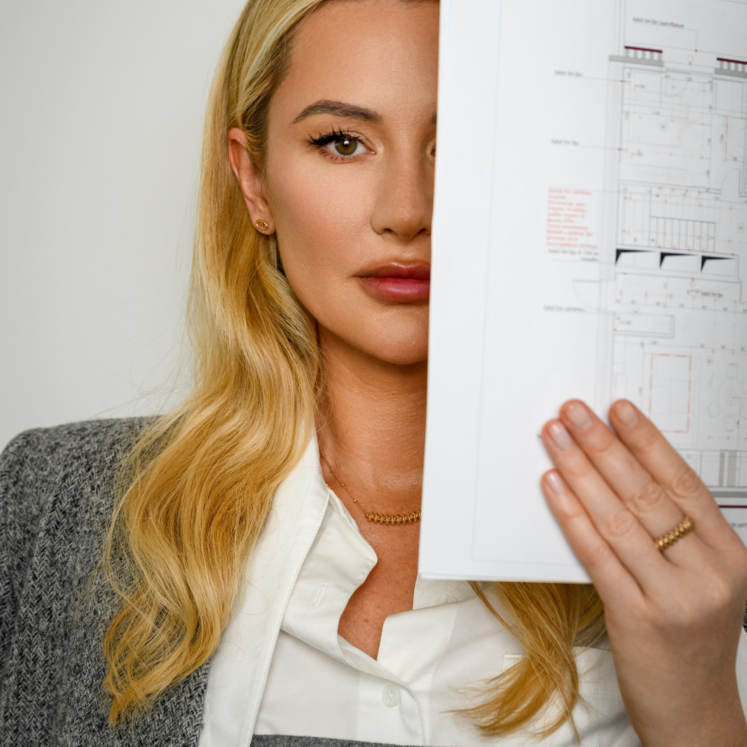 Ольга. Съёмка для сайта дизайнера