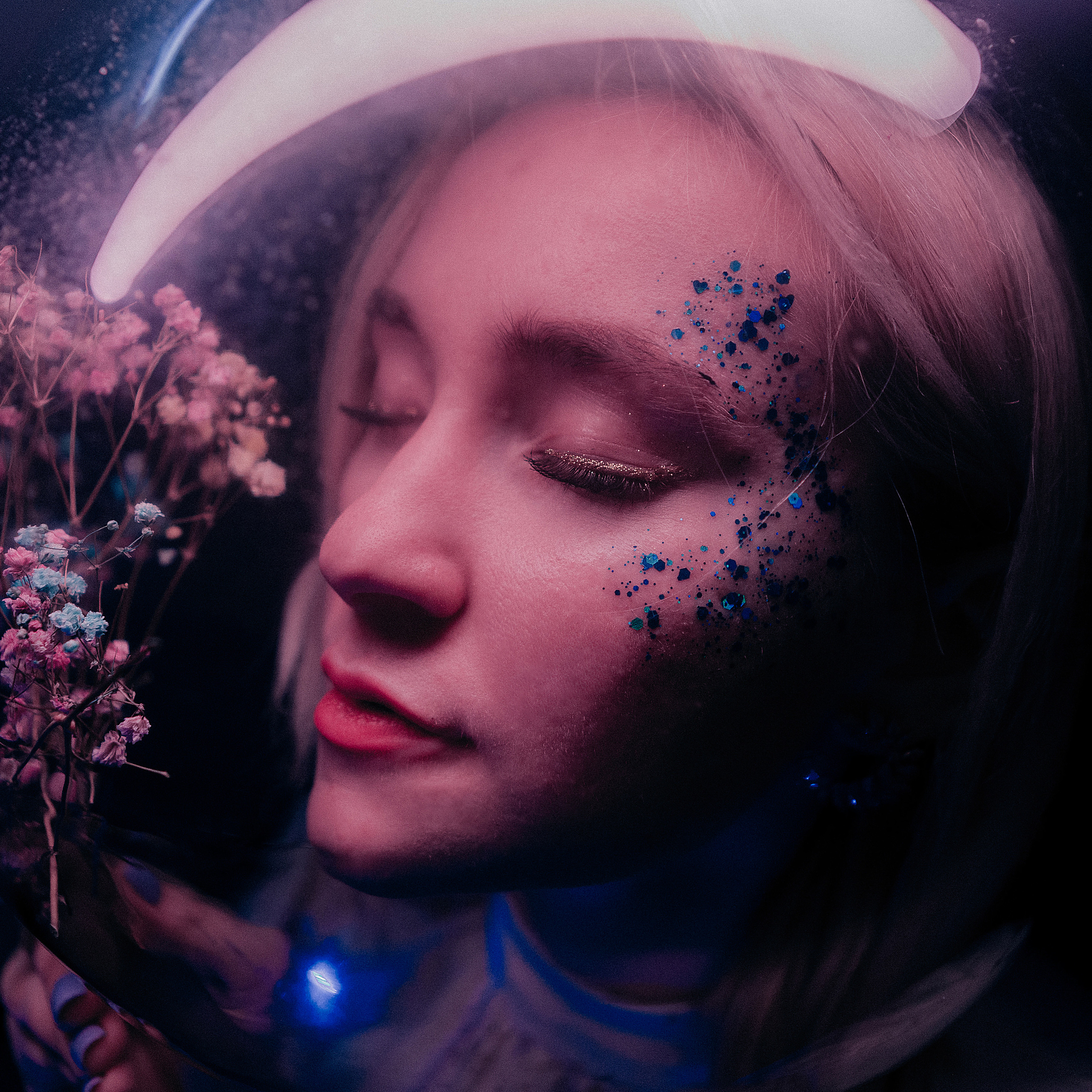 Что-то на&nbsp;космичеком