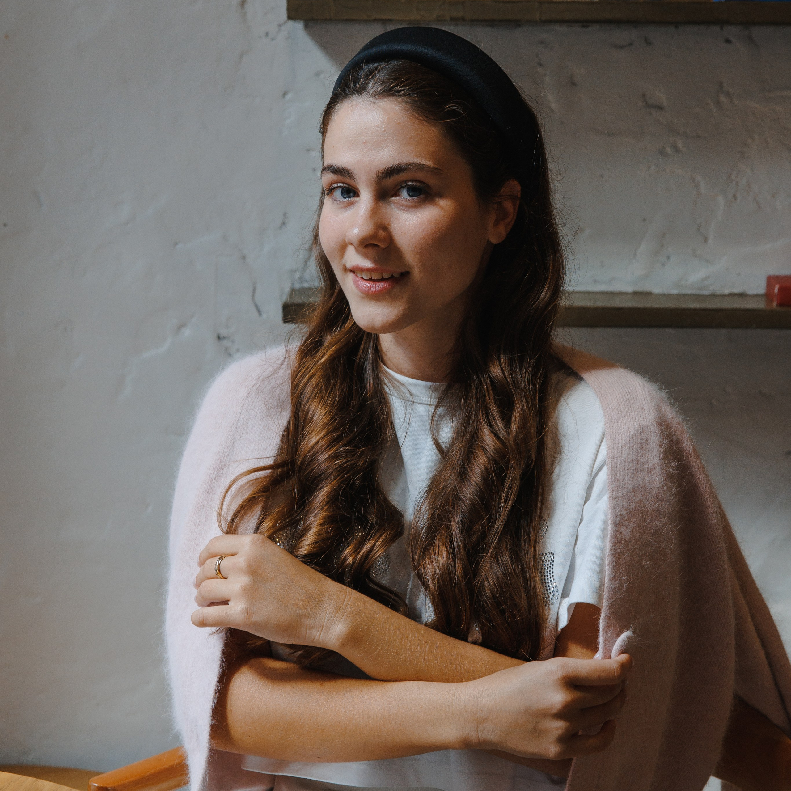 Портретный фотограф для контент съёмки в Новой Москве. Фотограф Москва. Портретный фотограф Александра Харитонова Москва Новая Москва Троицк