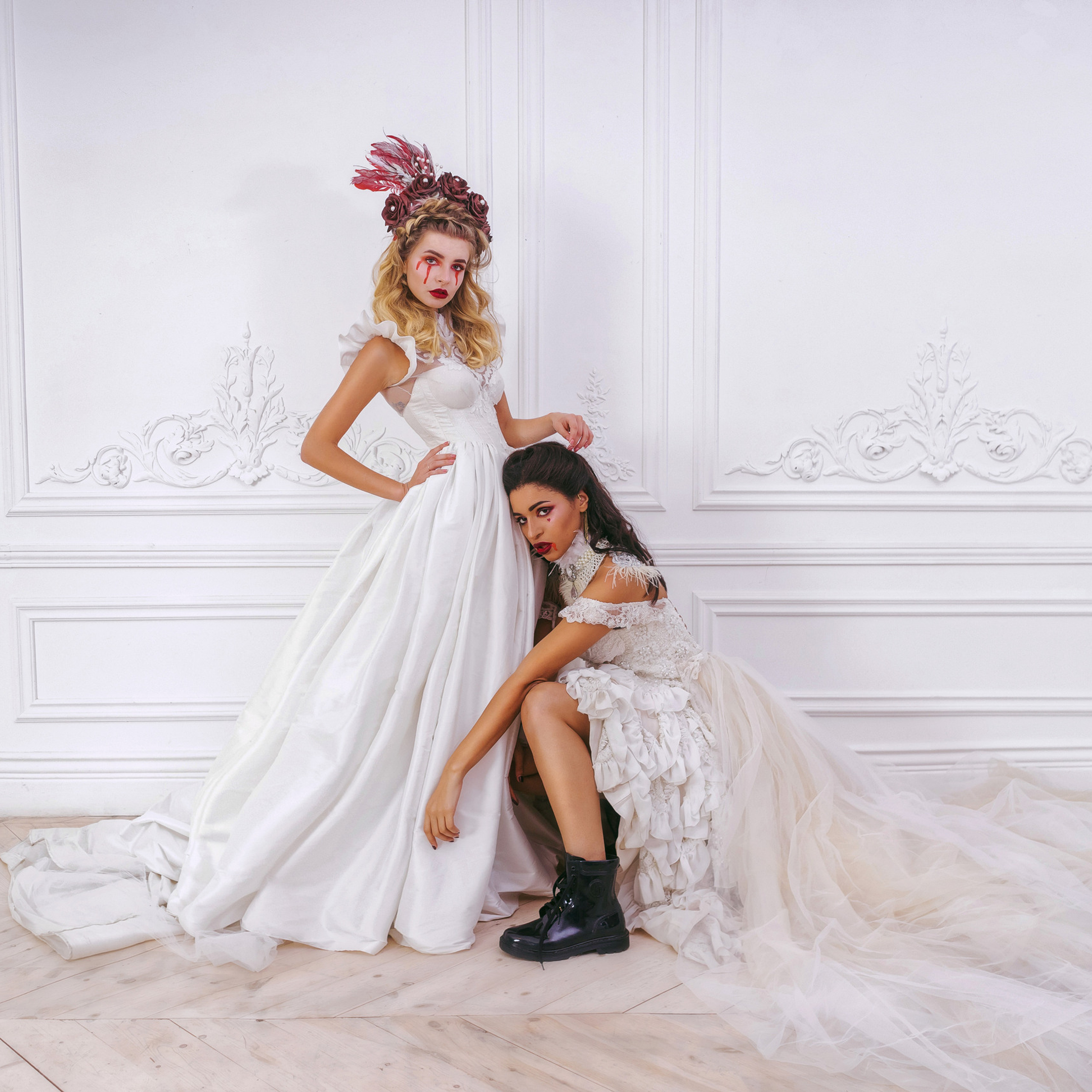 L'Avenir Boutique — Halloween Inspiration