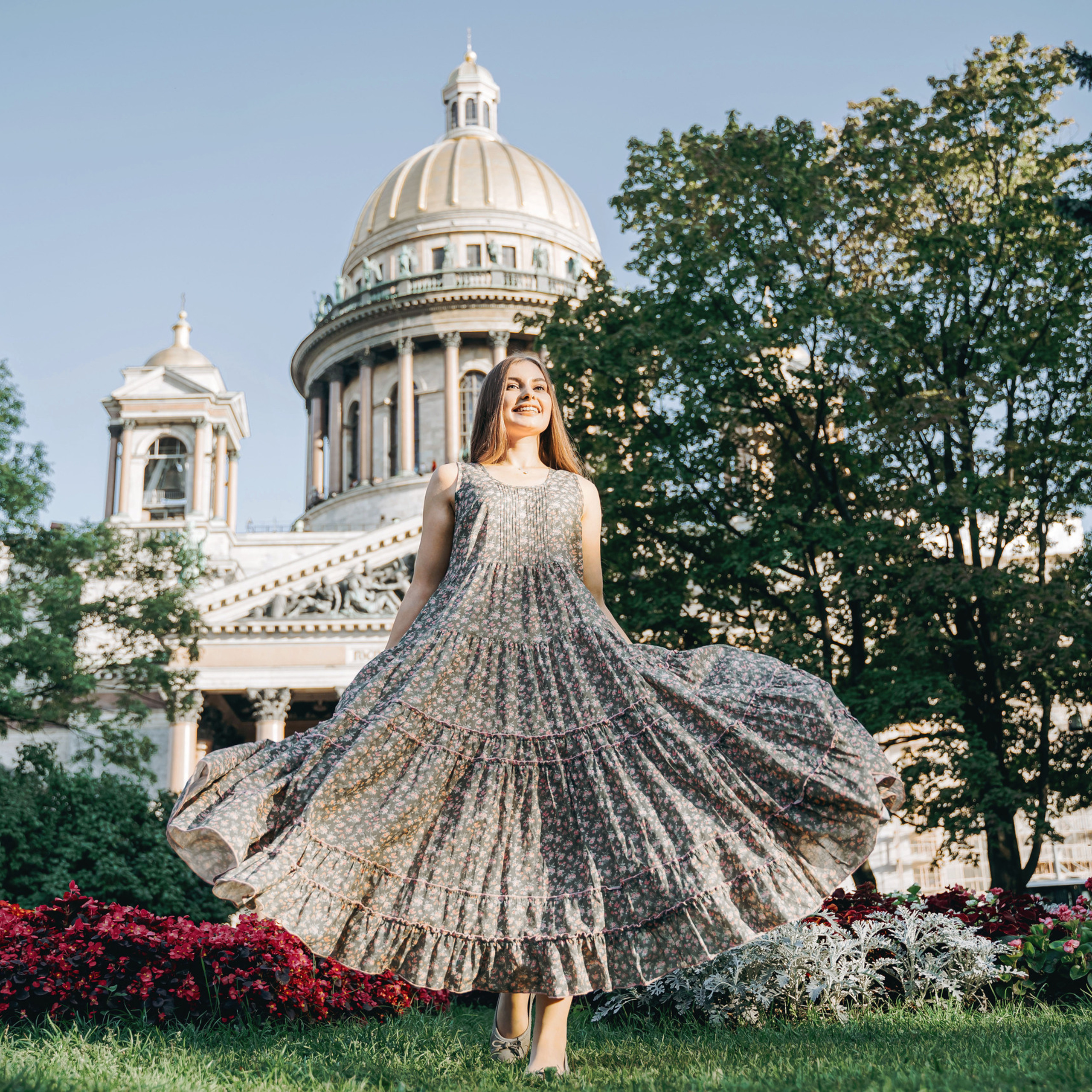 Платья лавки «Звенигородье» в Петербурге