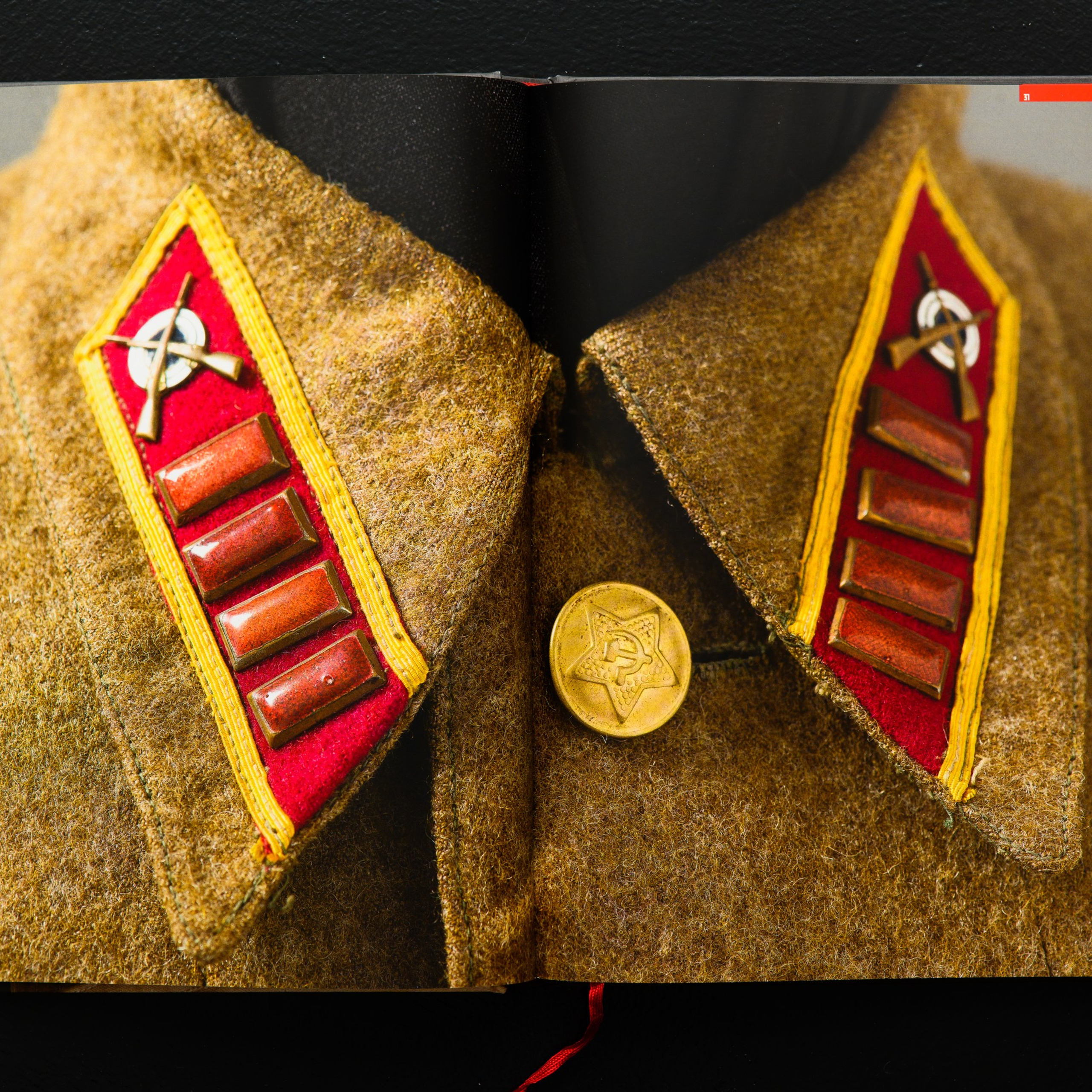 Фотосъемка обмундирования Красной армии коллекции Исторического Музея в Москве. Предметный Интерьерный фотограф в Москве Сапожников Георгий