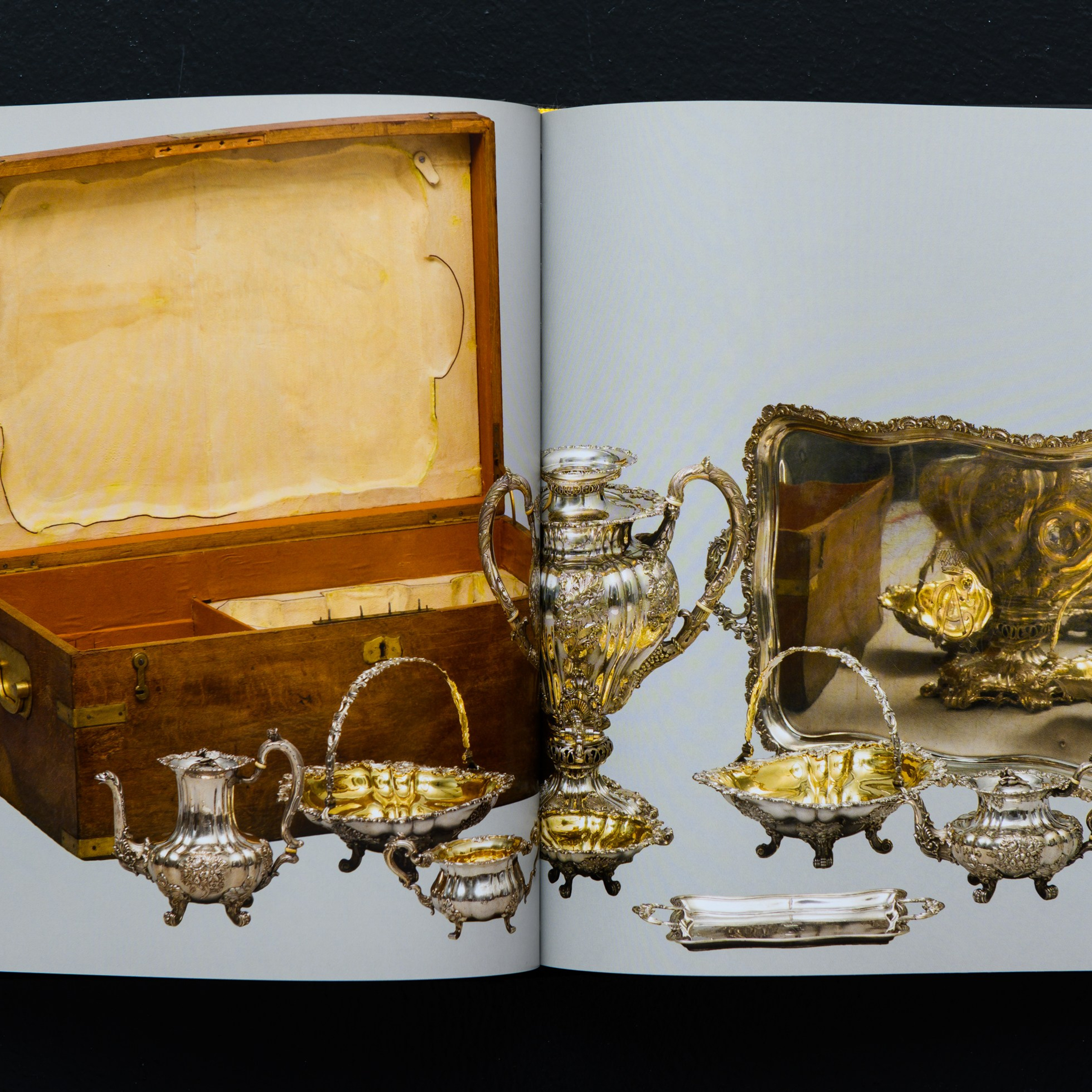 Фотосъёмка предметов декоративно-прикладного искусства из драгоценных металлов  коллекции Исторического Музея в Москве. Предметный Интерьерный фотограф в Москве Сапожников Георгий