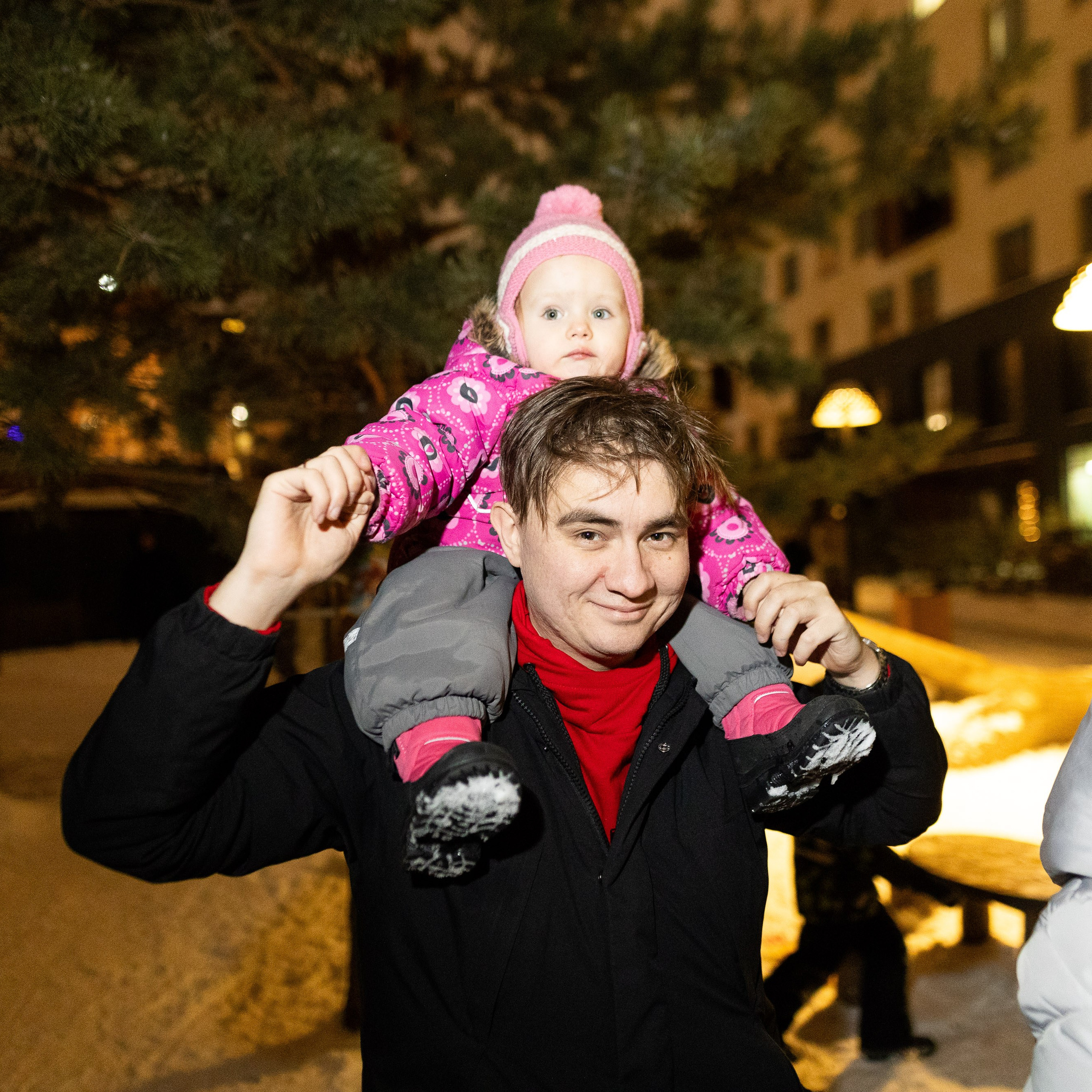 Елка у&nbsp;«Брусники» на&nbsp;Стачек