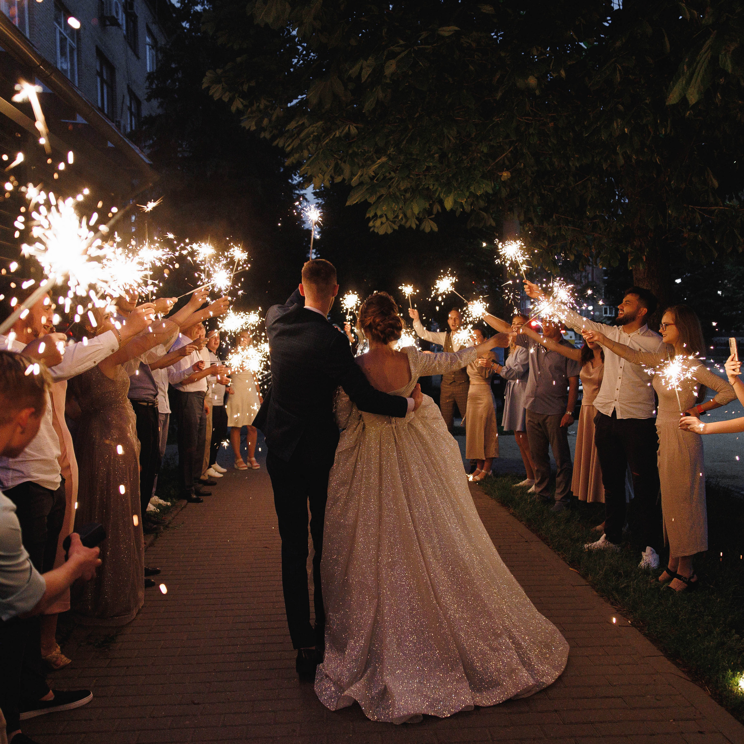 Чика-чика-чика-чика, ты-спелая клубника!