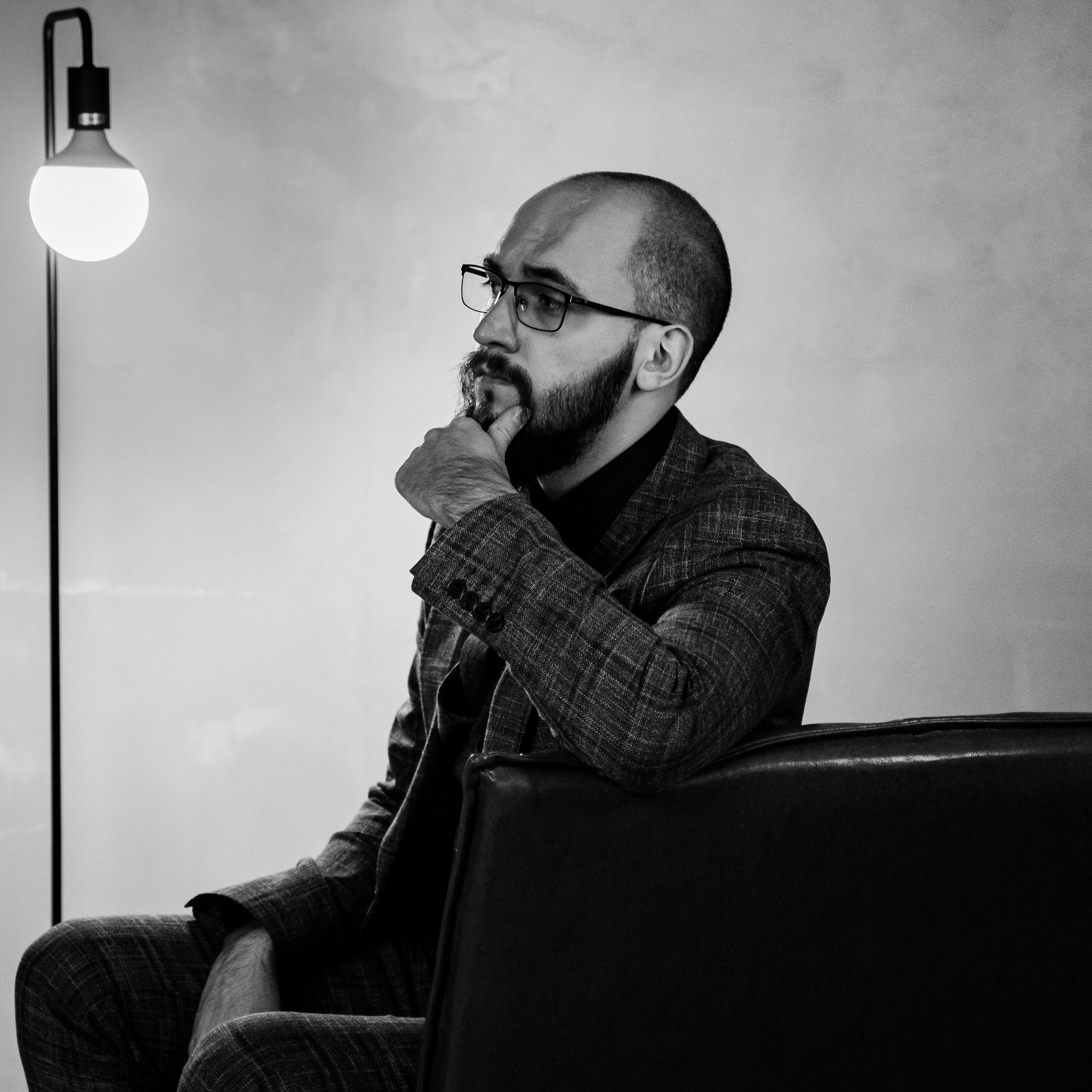 Мужская студийная