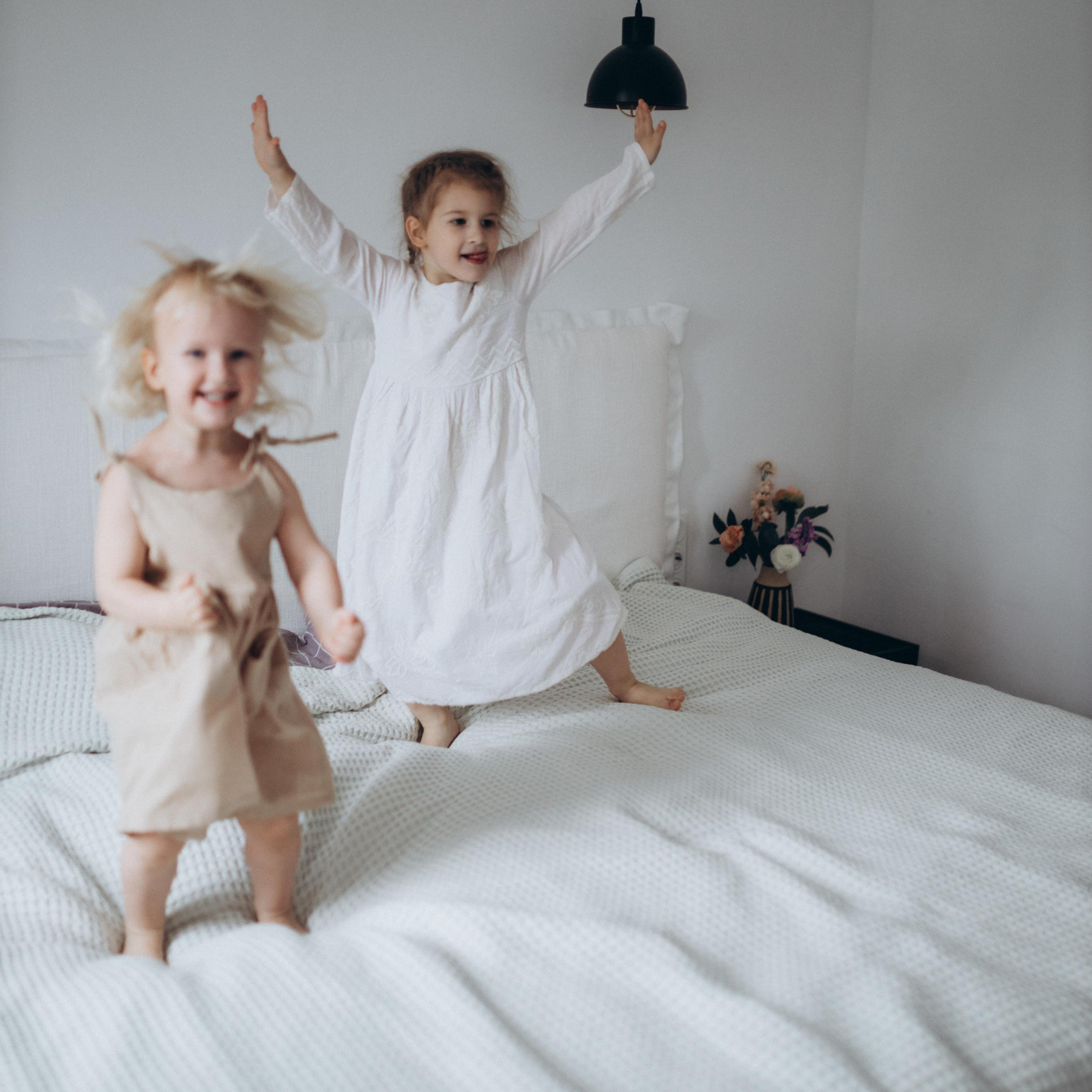 Сергей Эвелина Оливия Соломия Наоми