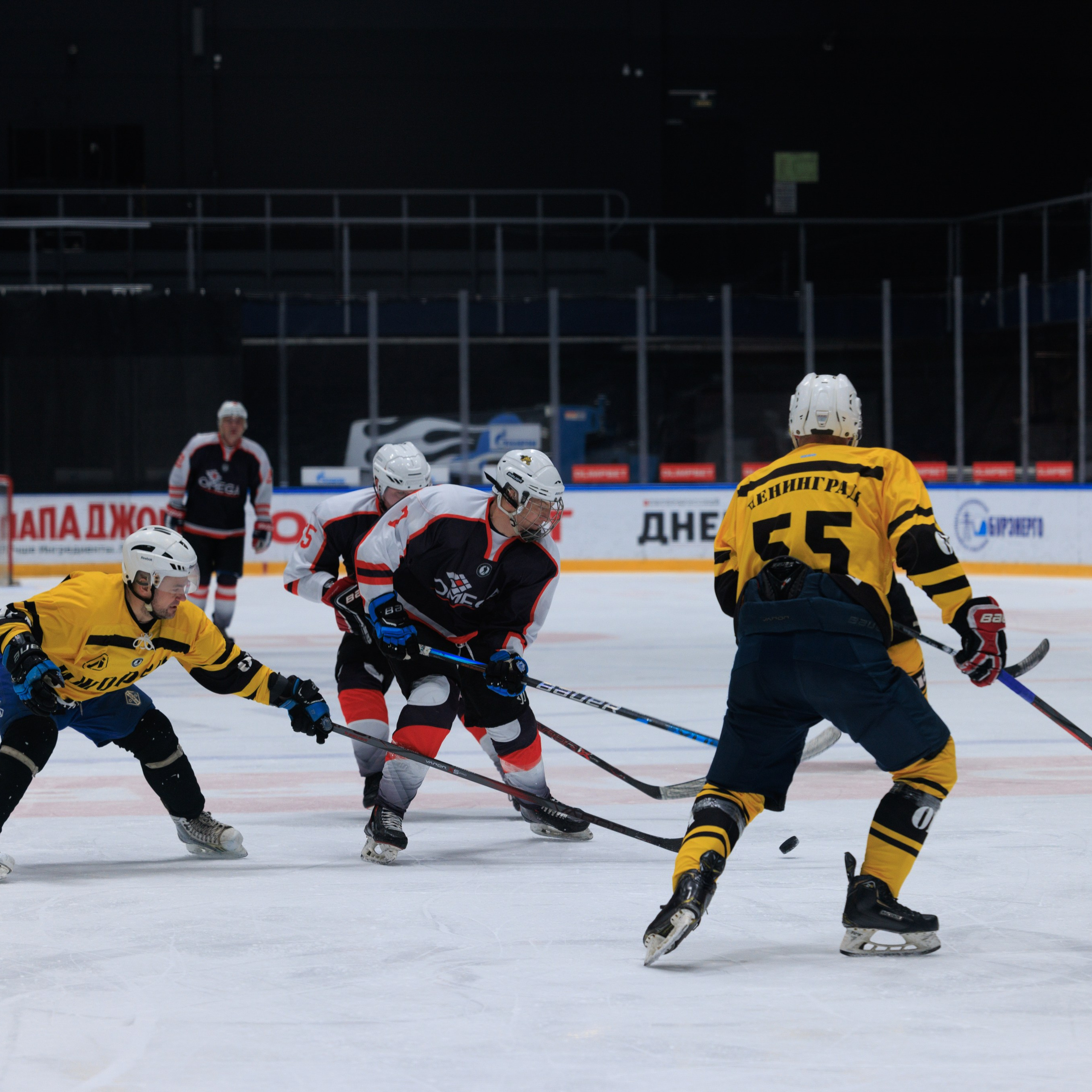 НХЛ Омега — Ижорец (3-2)