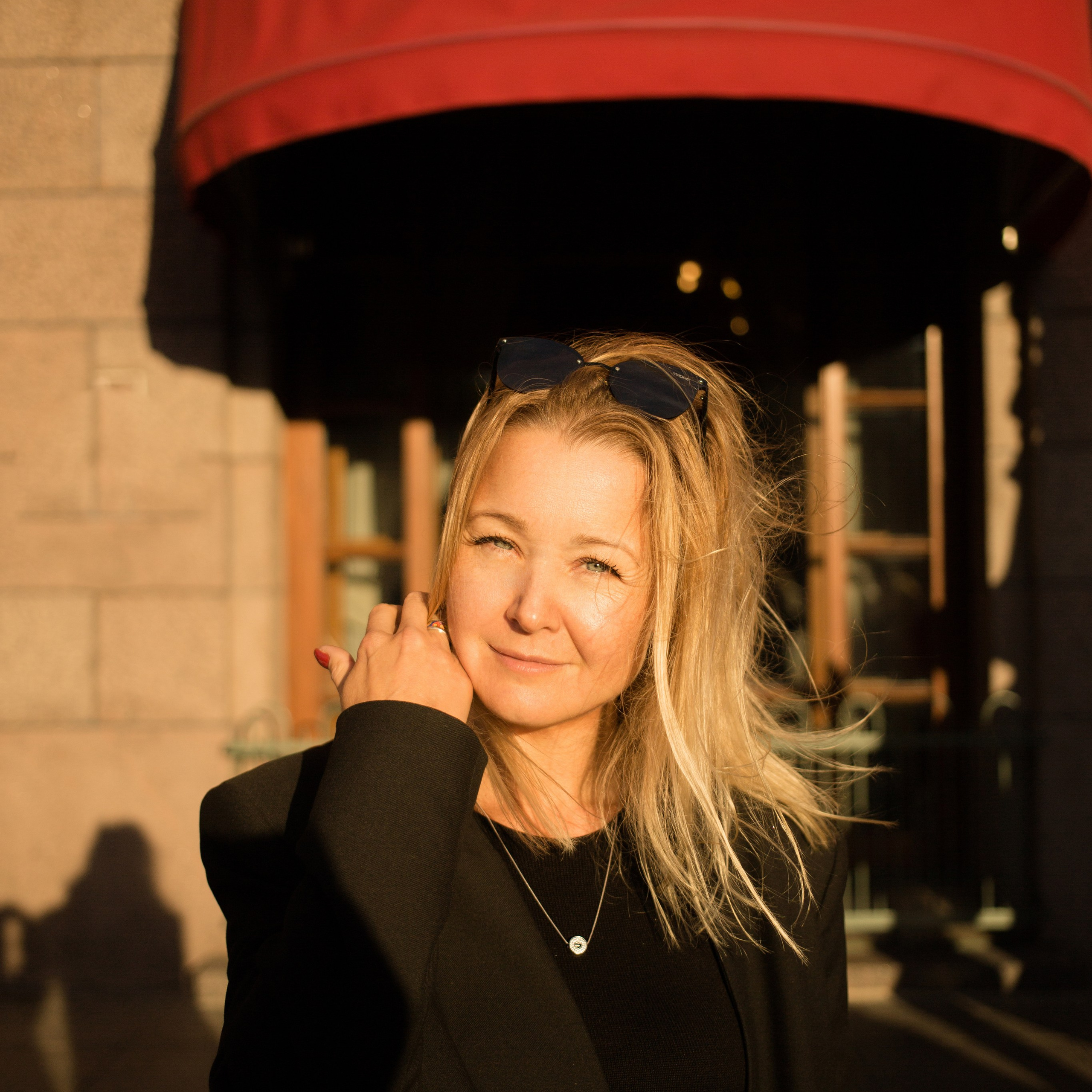 Reviews. Darin the photographer