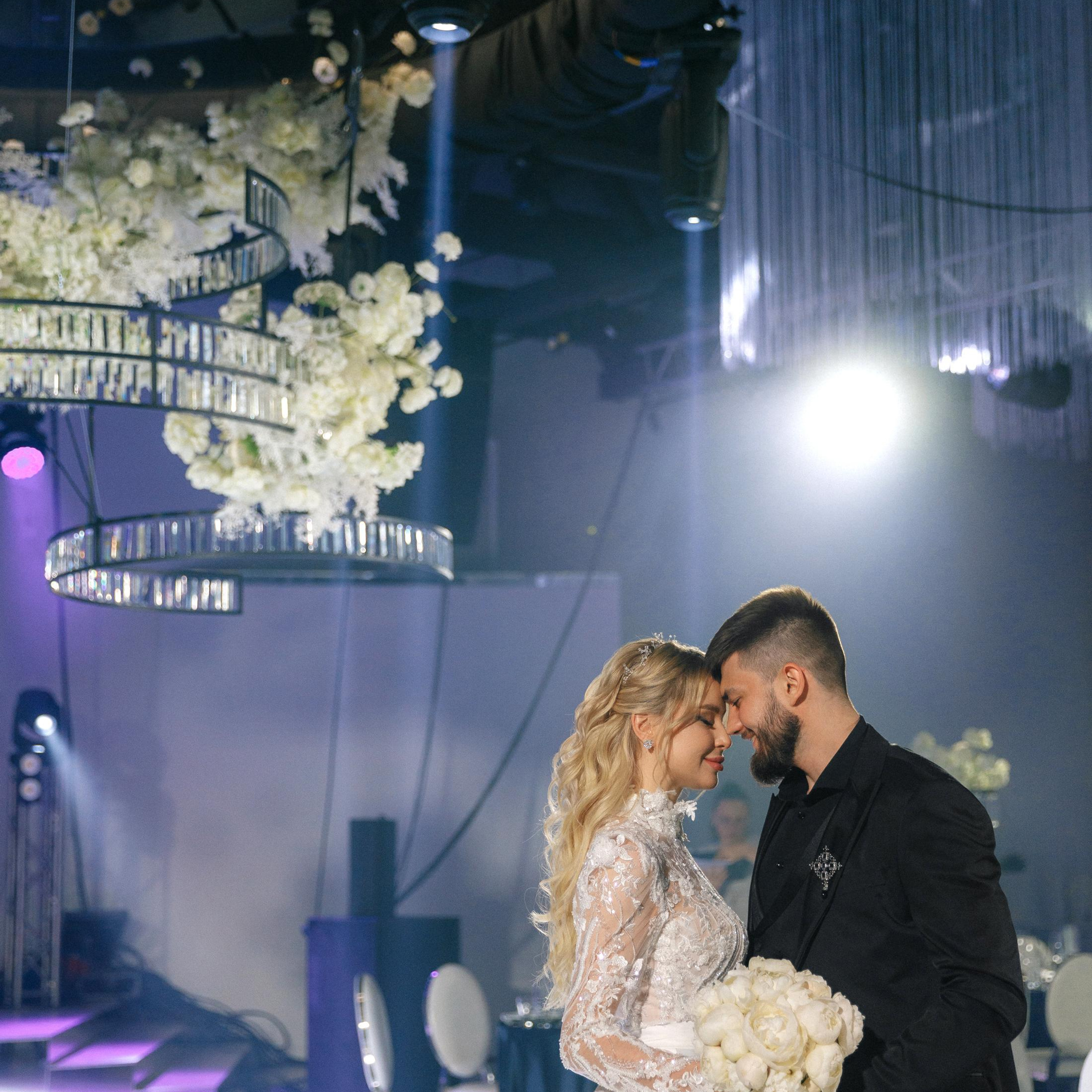 JANI CRYSTAL. EFIMOV IN SPACE — свадебный фотограф