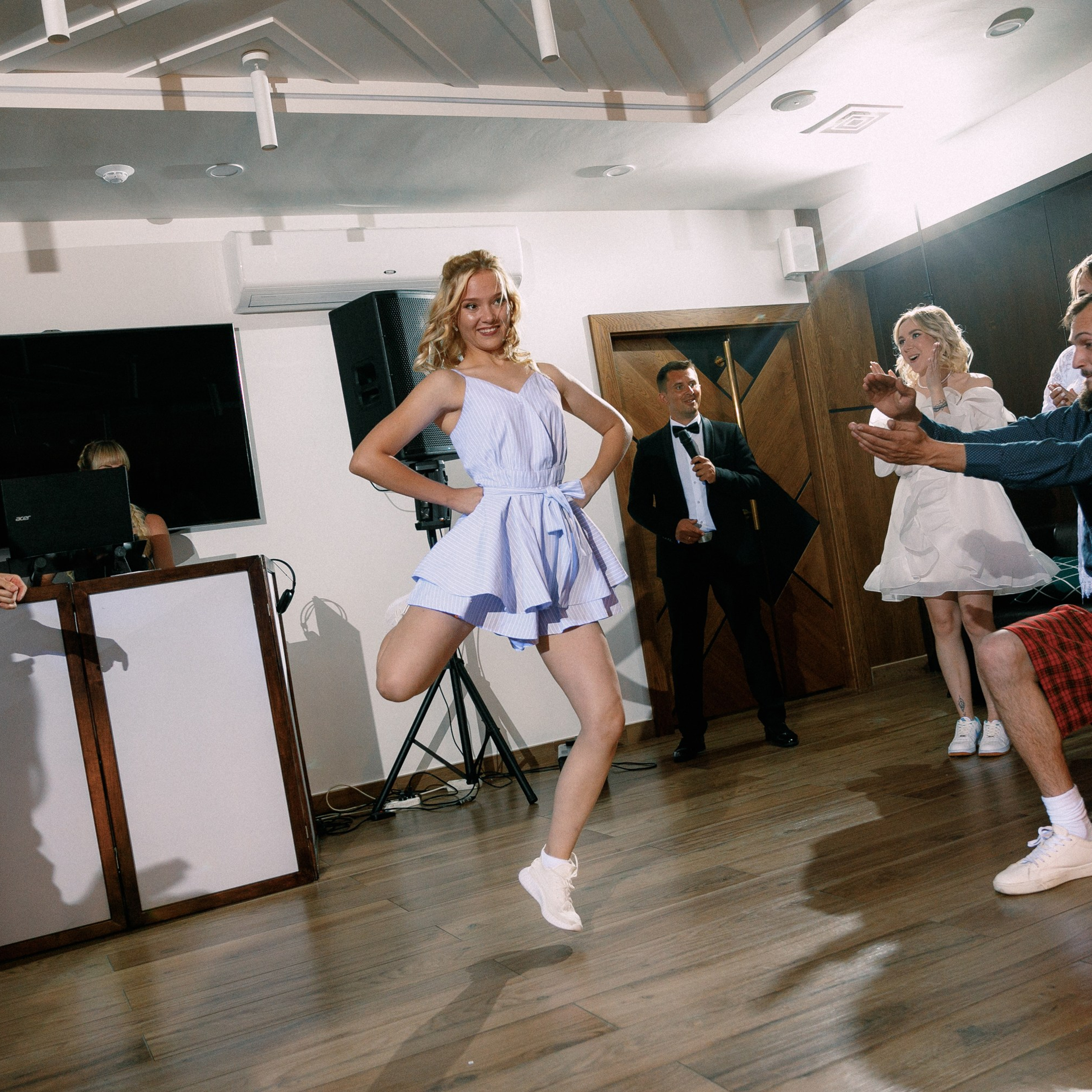 ЛОУРАЙДЕР. EFIMOV IN SPACE — свадебный фотограф