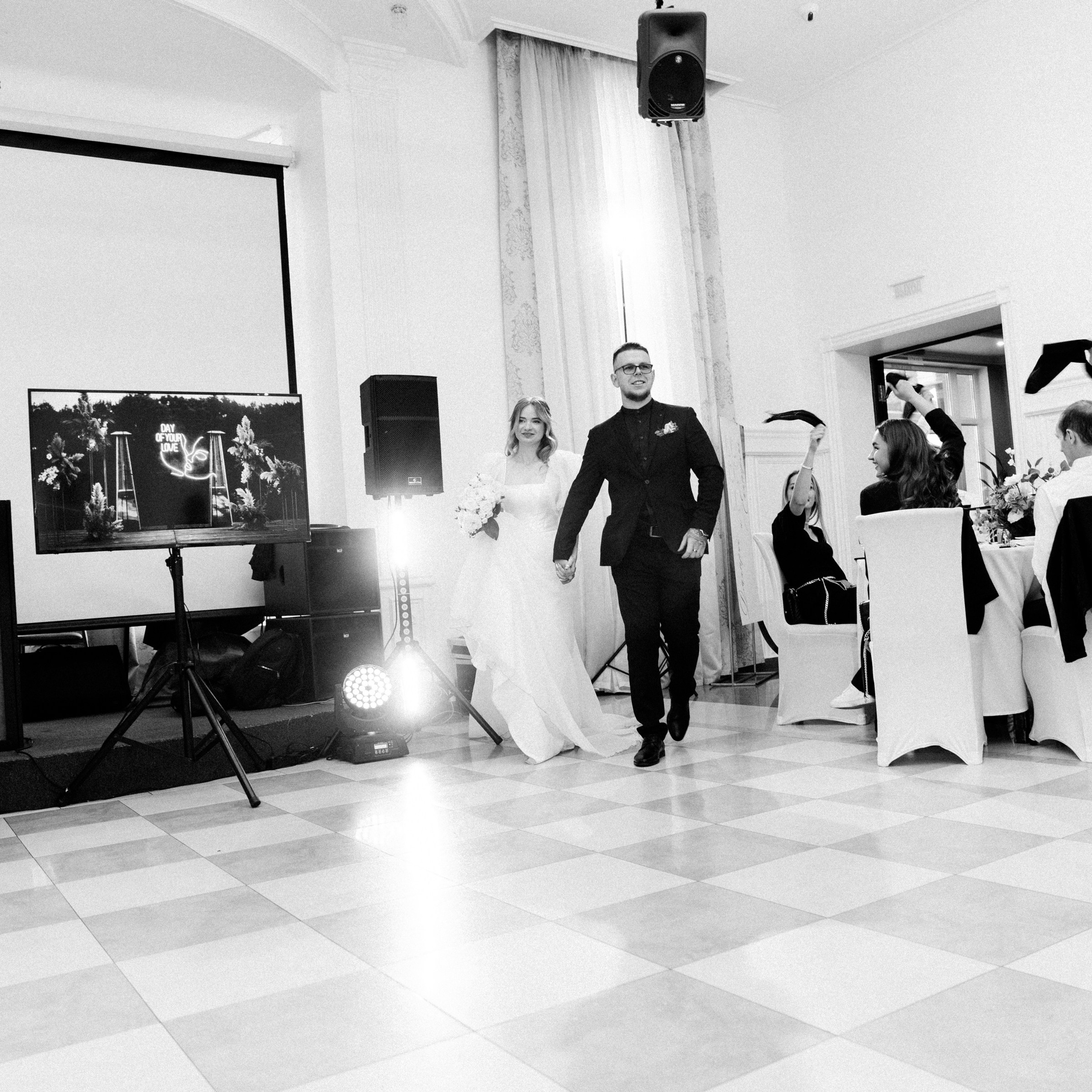 BULKA. EFIMOV IN SPACE — свадебный фотограф