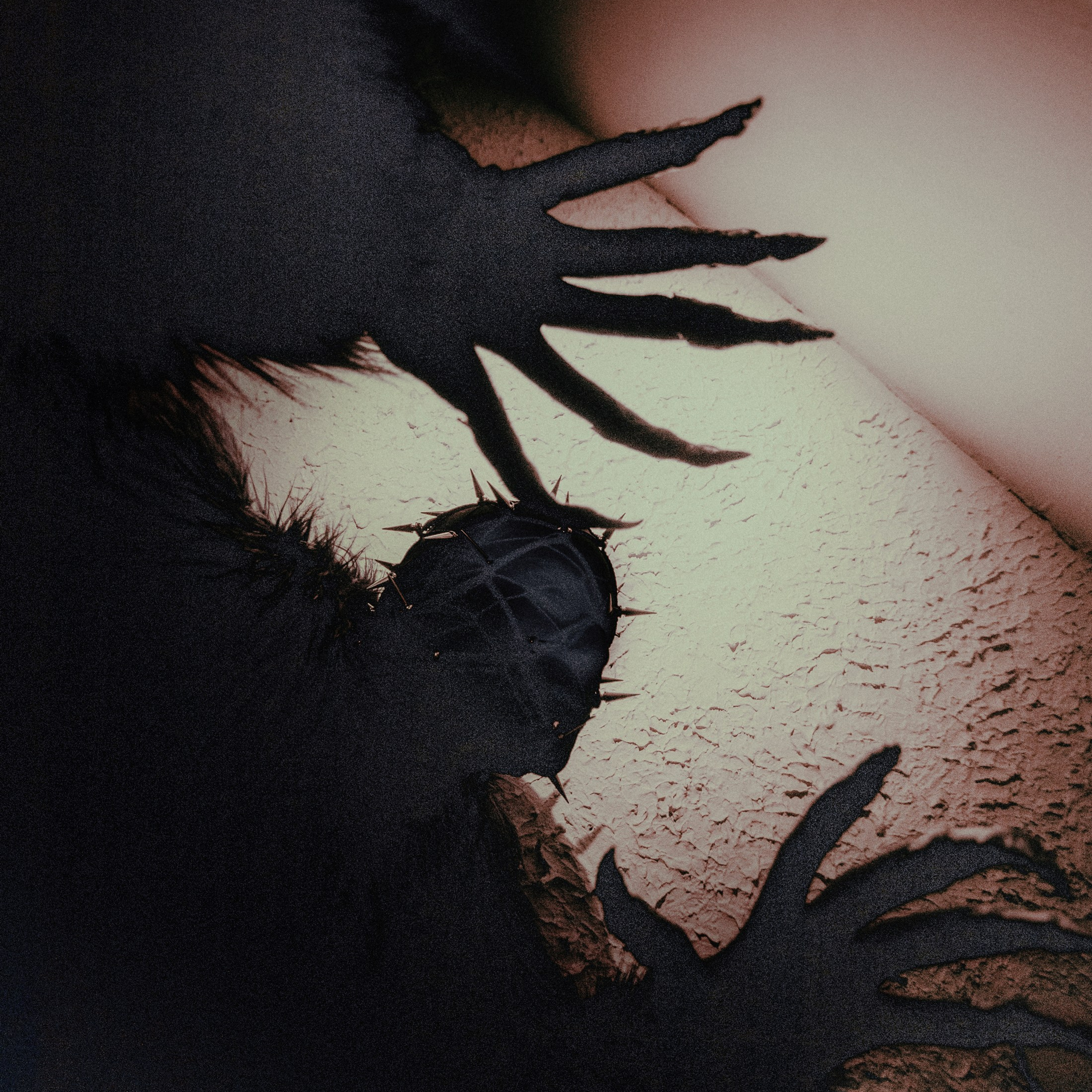 MONSTRO. EFIMOV IN SPACE — свадебный фотограф