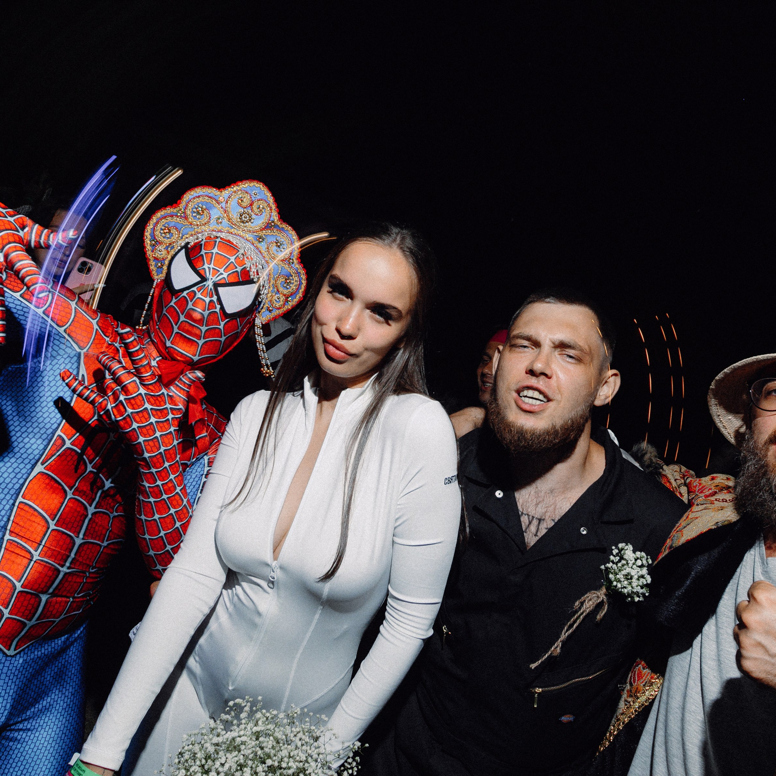 ESTC. EFIMOV IN SPACE — свадебный фотограф