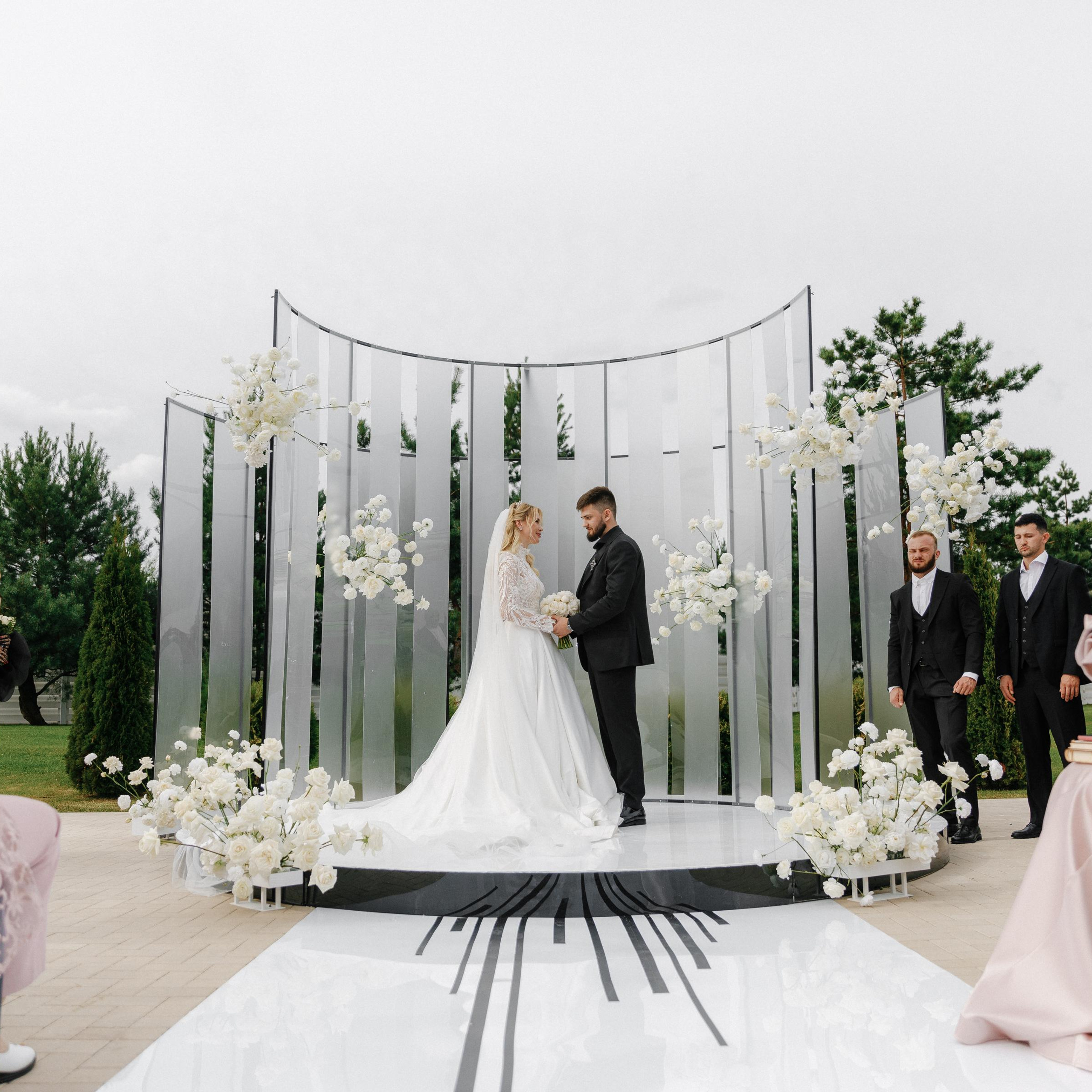 JANI CRYSTAL. EFIMOV IN SPACE — свадебный фотограф