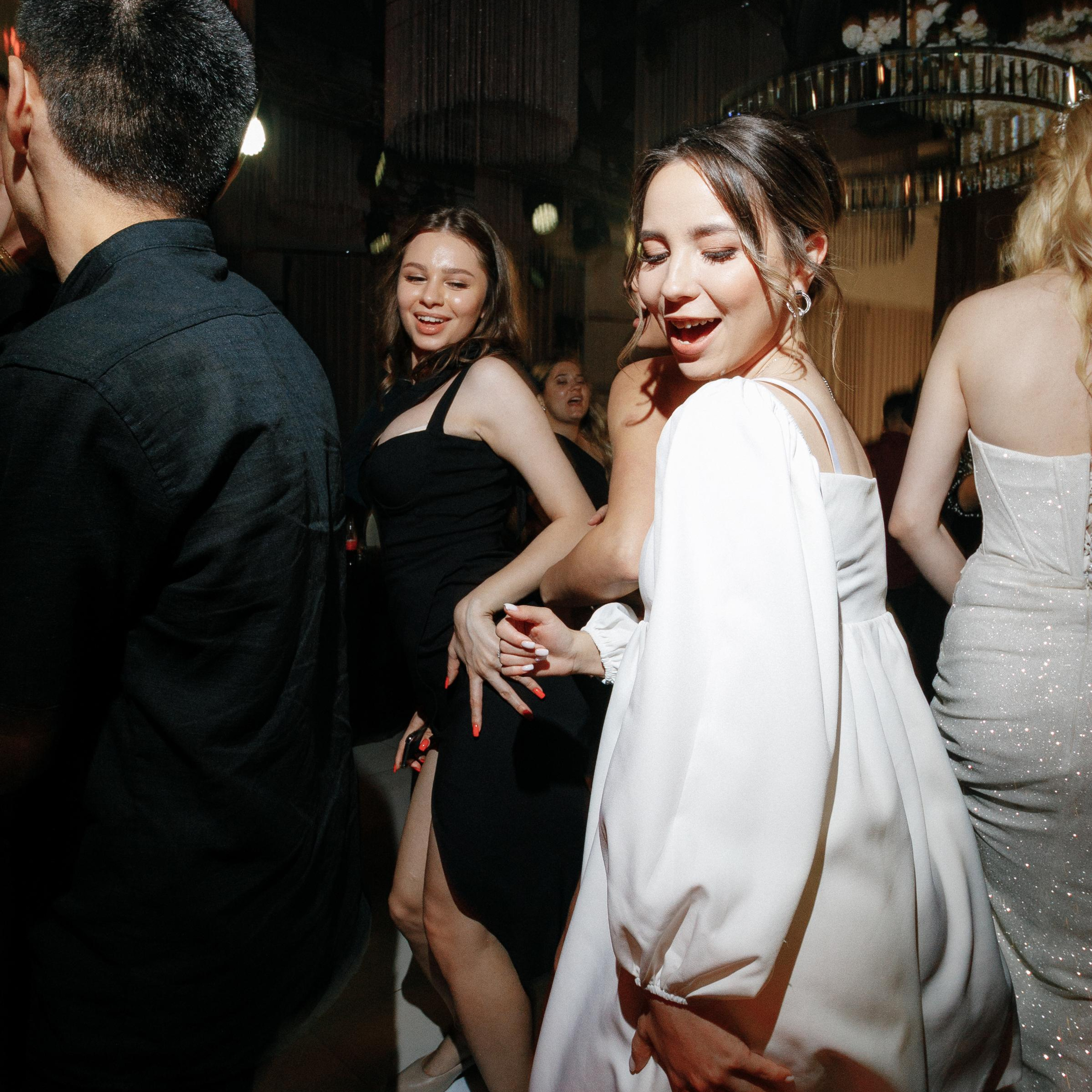 JANI CRYSTAL. EFIMOV IN SPACE — свадебный фотограф