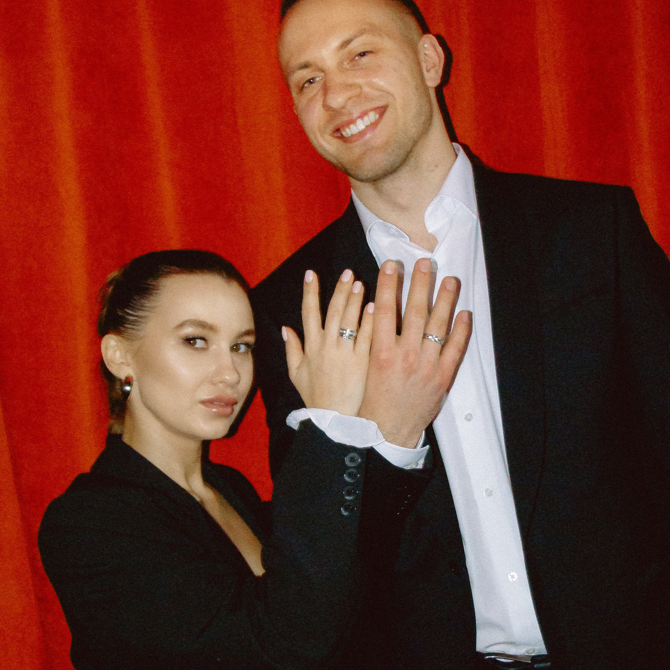 RASSVET. EFIMOV IN SPACE — свадебный фотограф