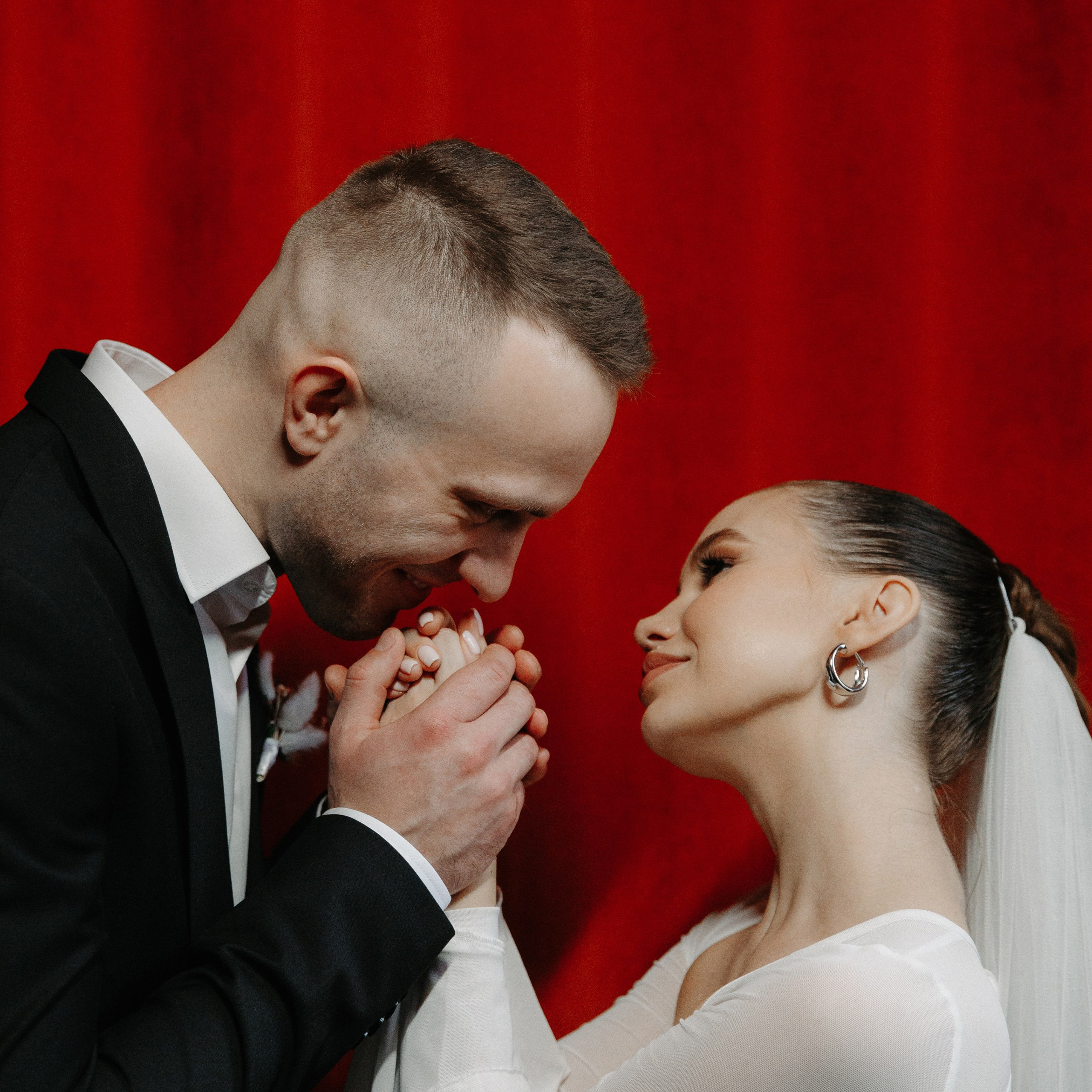 RASSVET. EFIMOV IN SPACE — свадебный фотограф