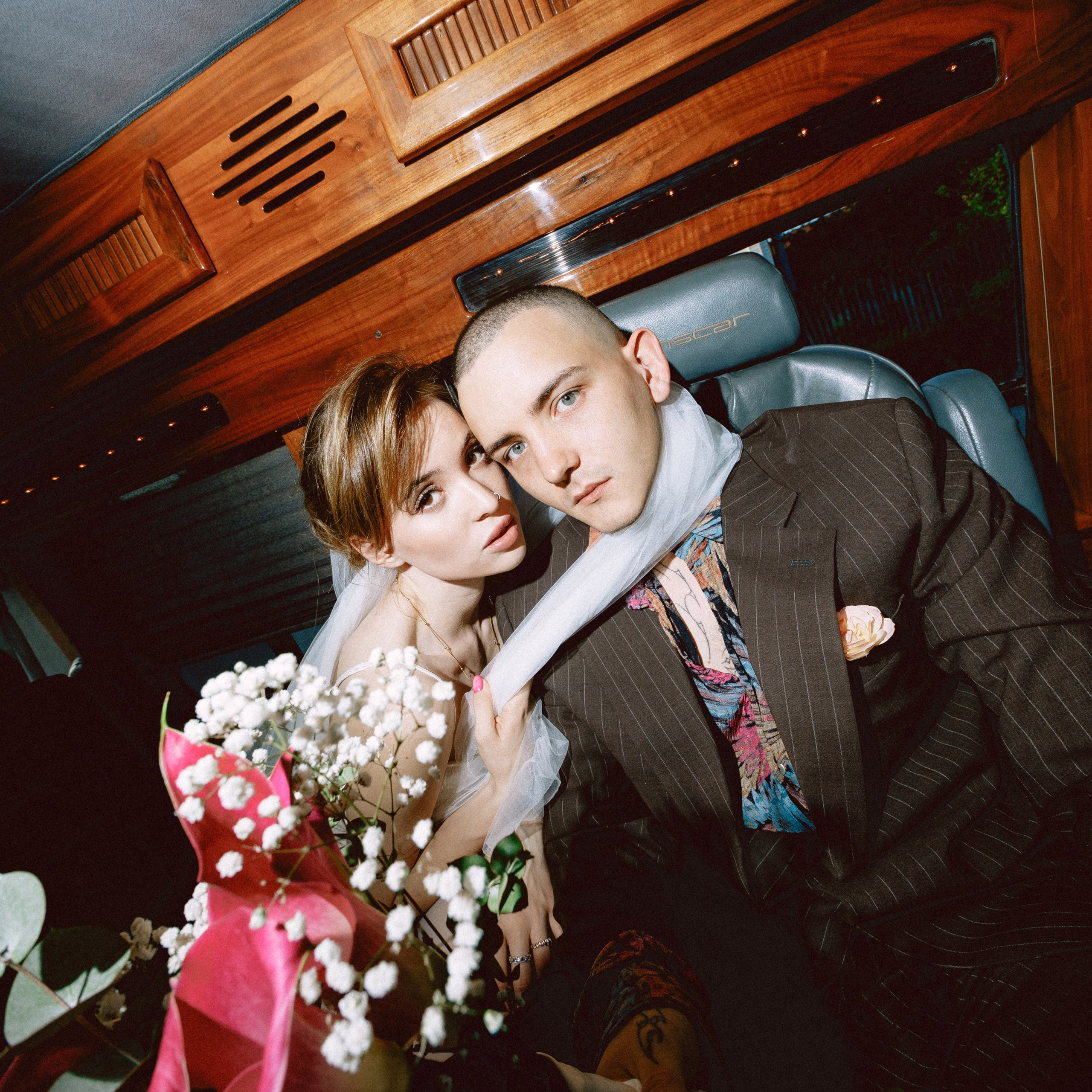 SCARO & YANAANII. EFIMOV IN SPACE — свадебный фотограф