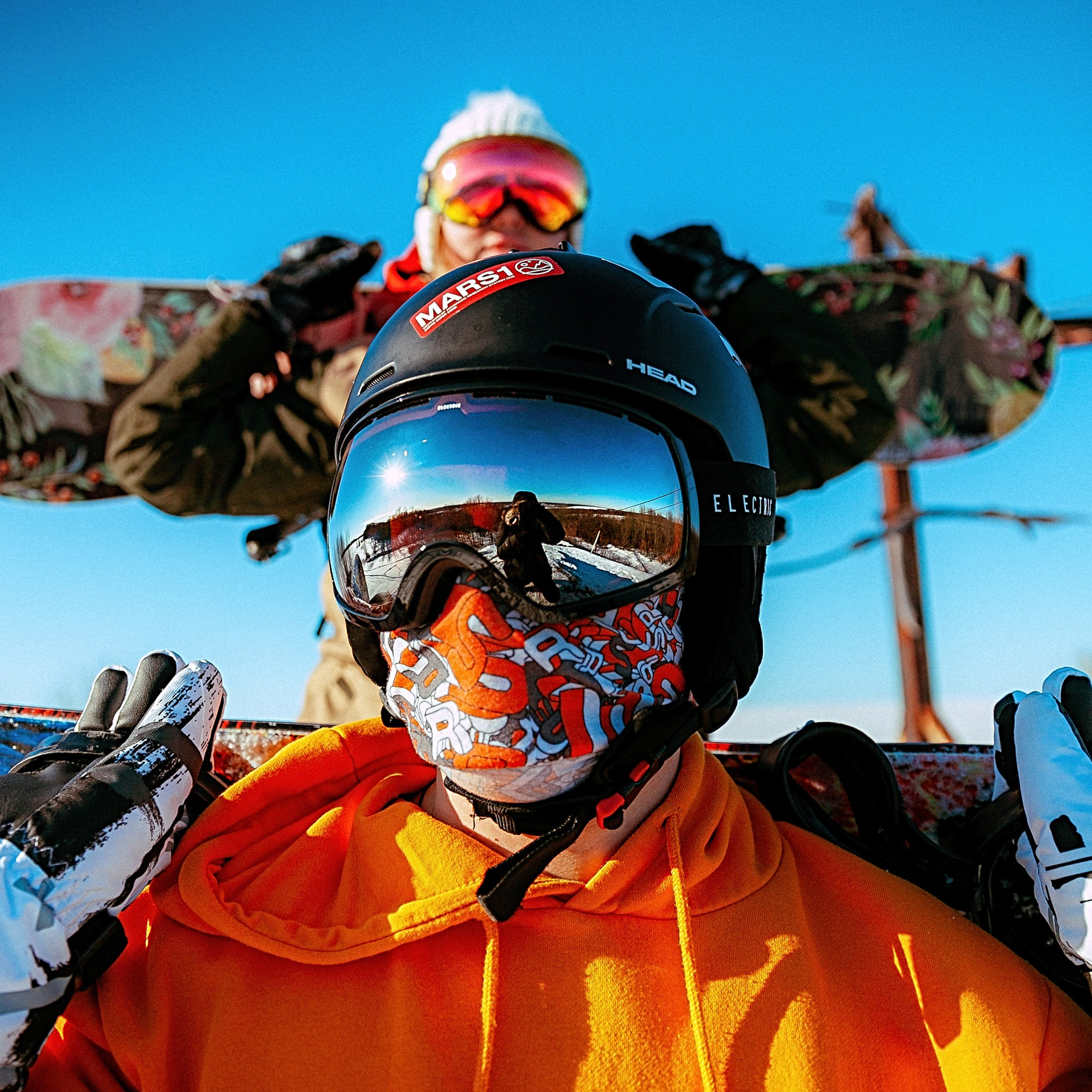 LOVEBOARD. EFIMOV IN SPACE — свадебный фотограф