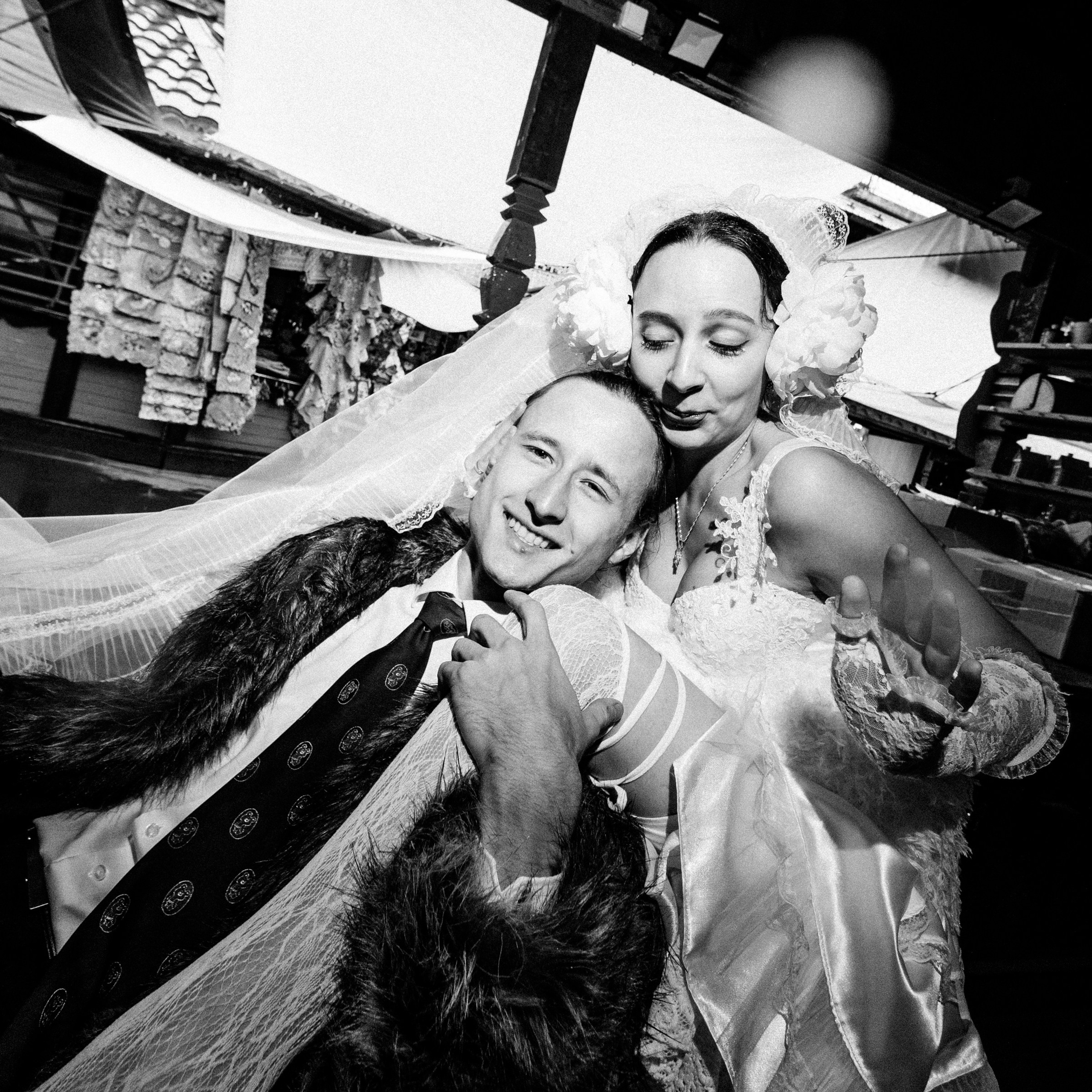 АВАНГАРД. EFIMOV IN SPACE — свадебный фотограф