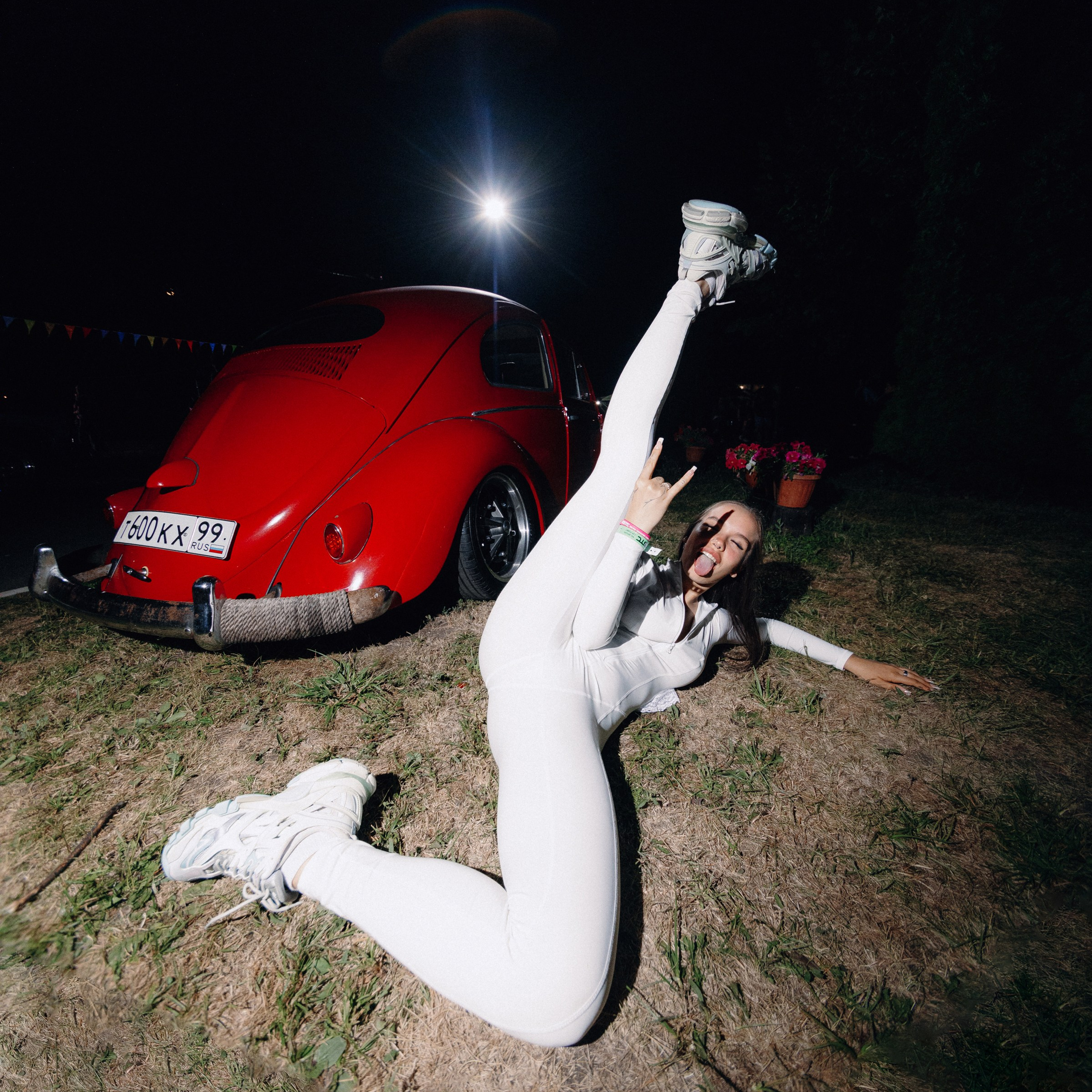 ESTC. EFIMOV IN SPACE — свадебный фотограф